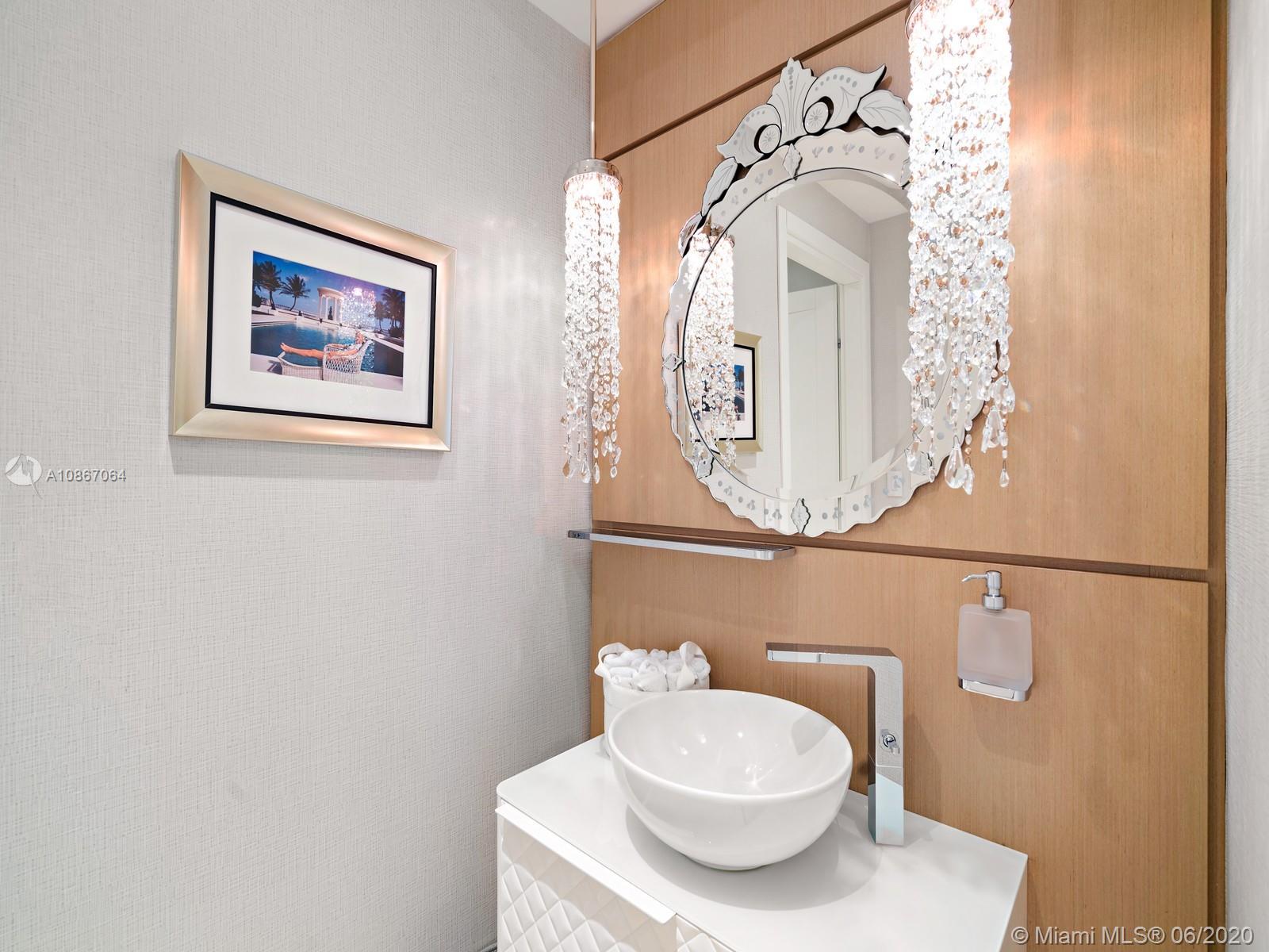 OCEAN HOUSE CONDO - Residential