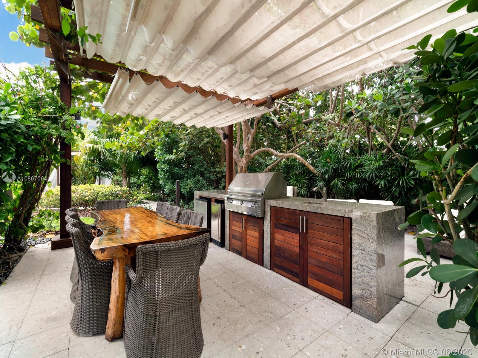 OCEAN HOUSE CONDO - Residential