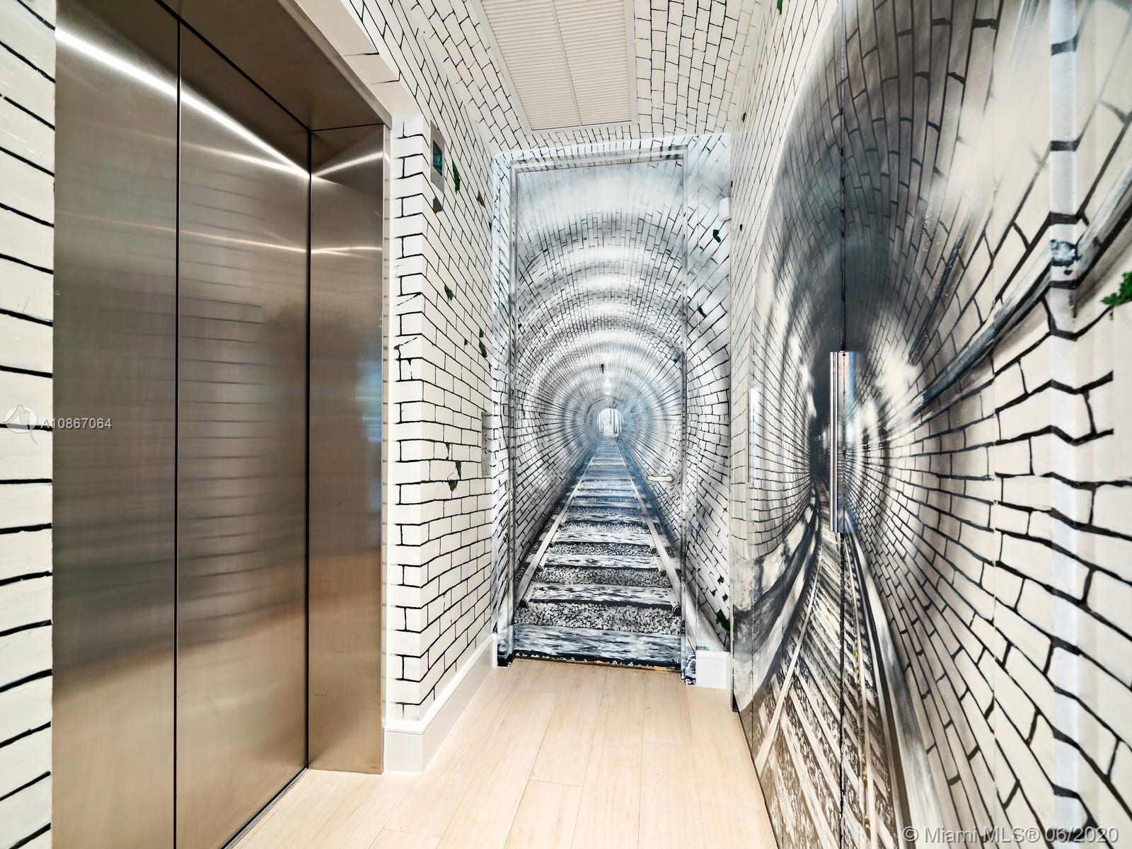 OCEAN HOUSE CONDO - Residential