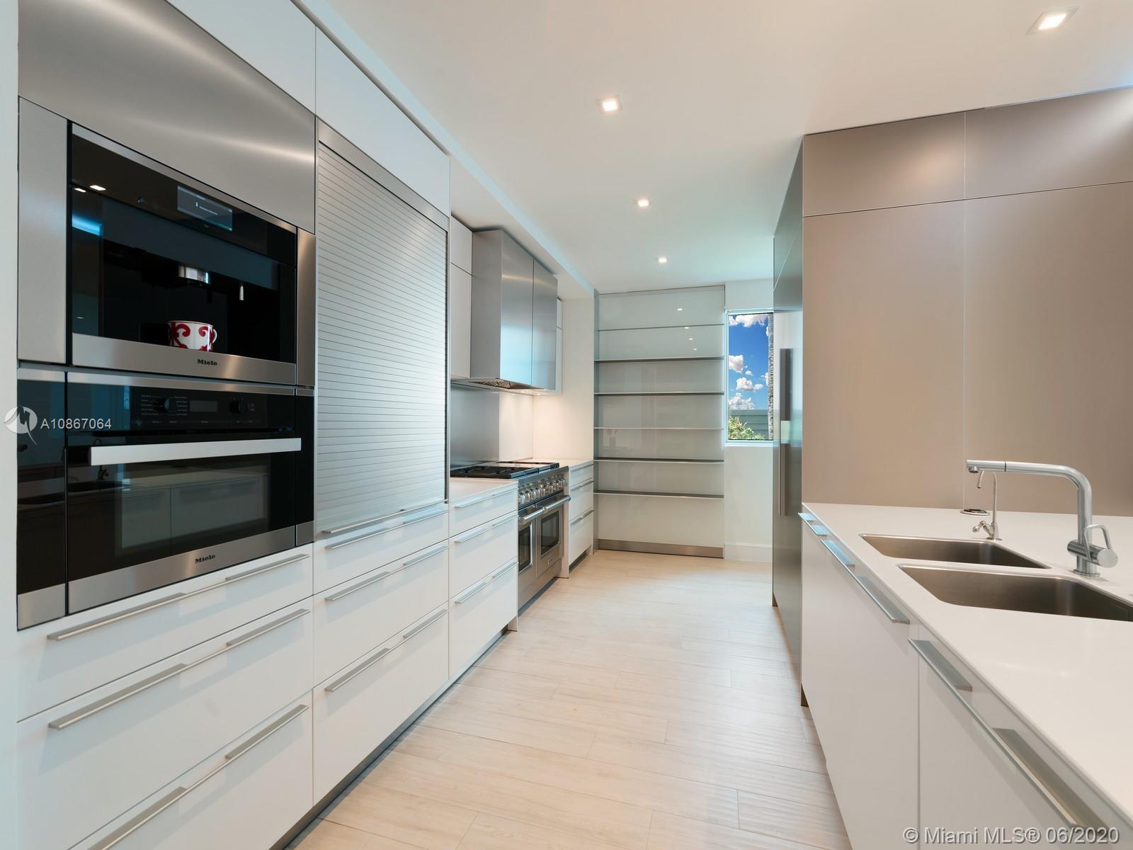 OCEAN HOUSE CONDO - Residential