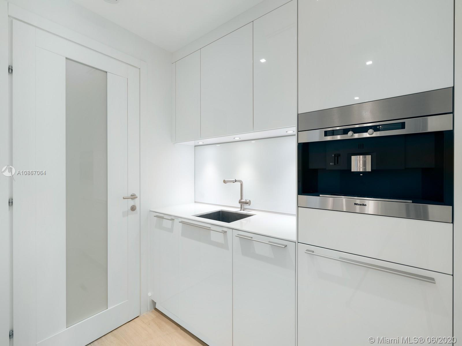 OCEAN HOUSE CONDO - Residential