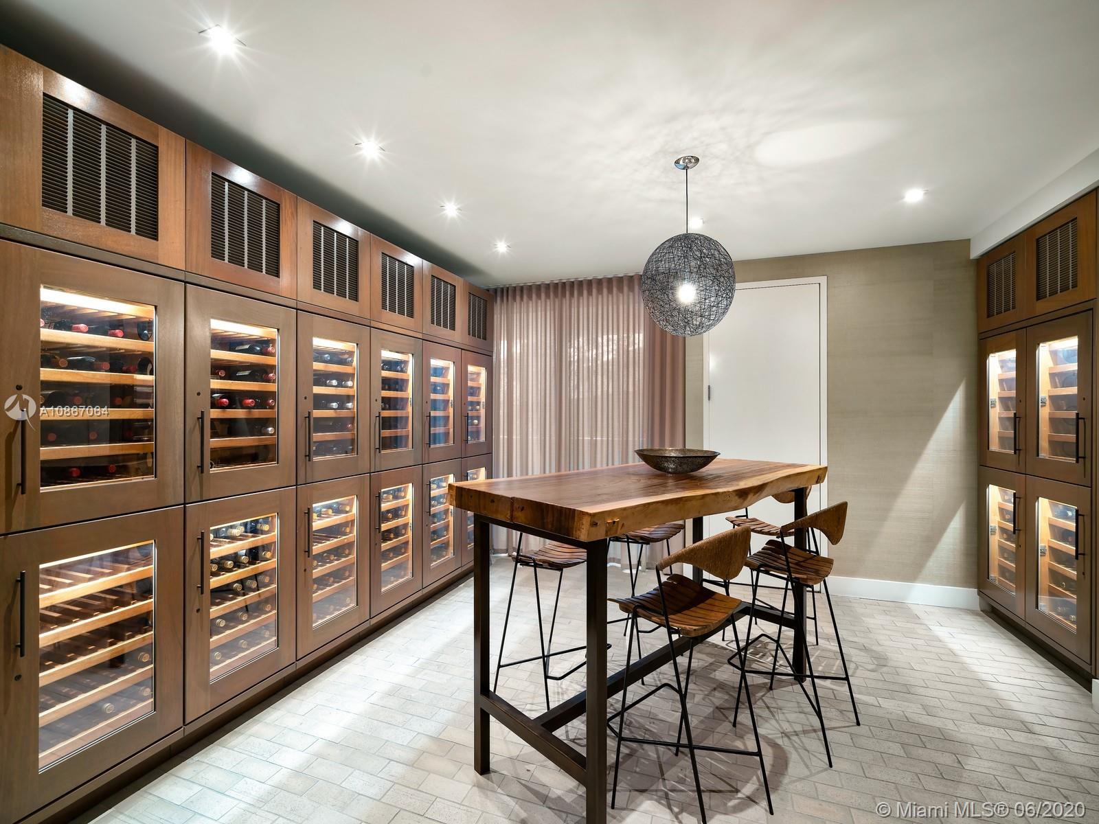 OCEAN HOUSE CONDO - Residential