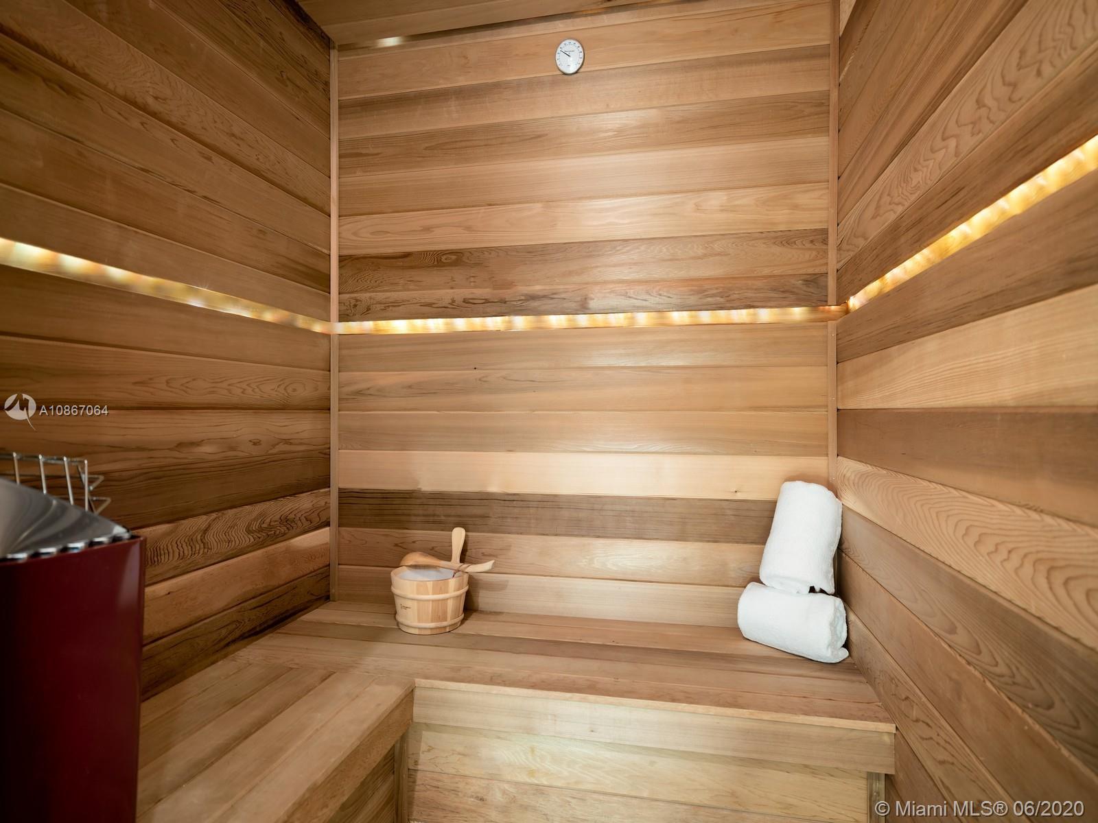 OCEAN HOUSE CONDO - Residential