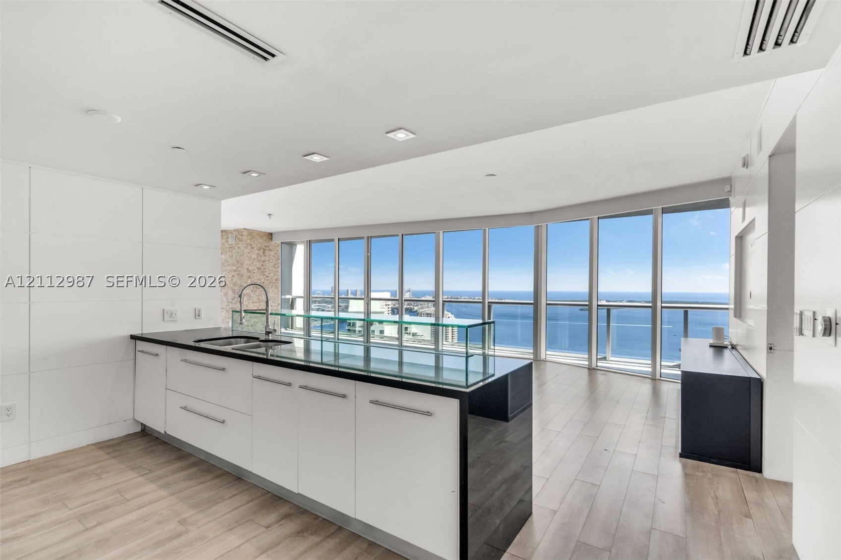 465 Brickell Ave
