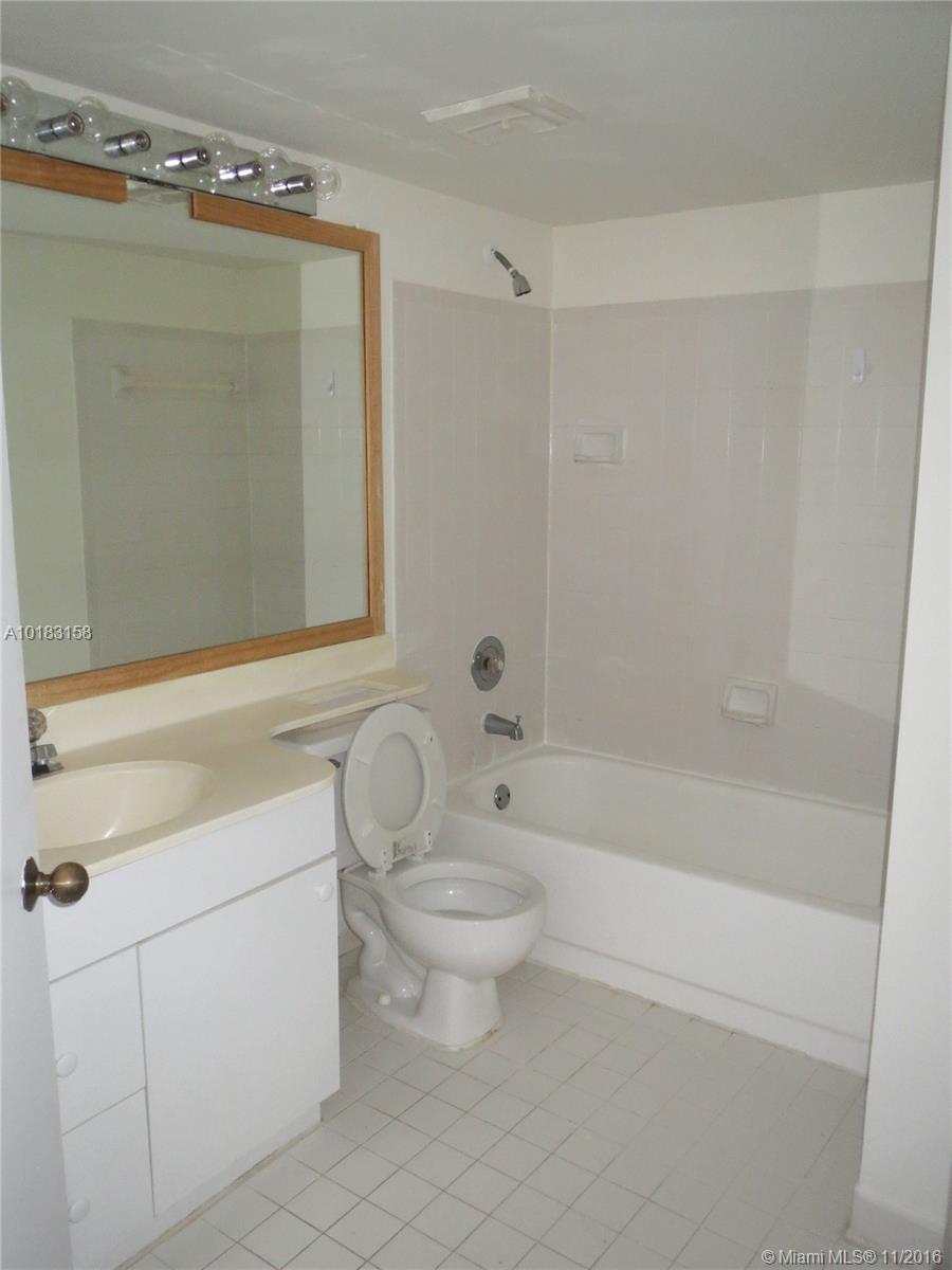 Napoli Gardens At Coral S - Residential Lease