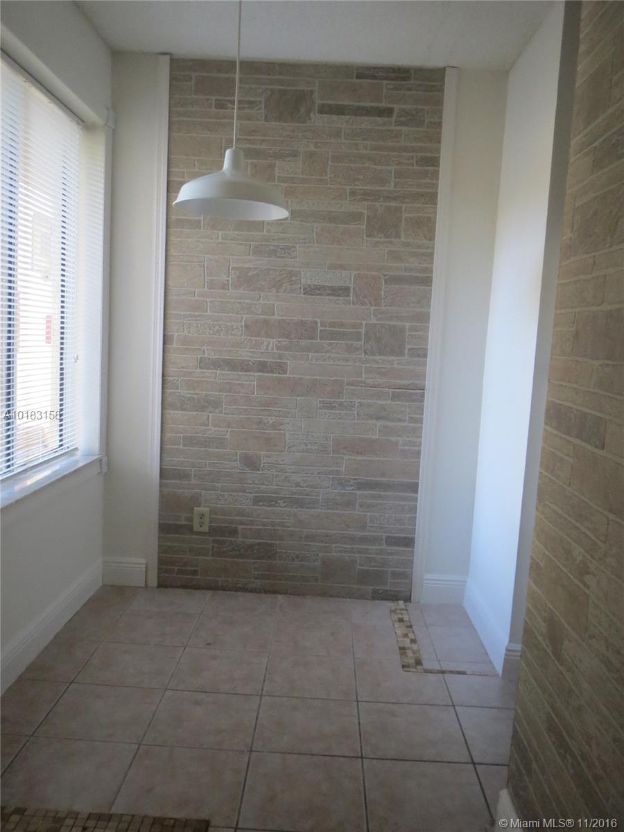 Napoli Gardens At Coral S - Residential Lease