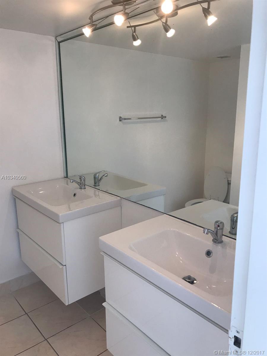 SAILBOAT CAY CONDO - Residential Lease