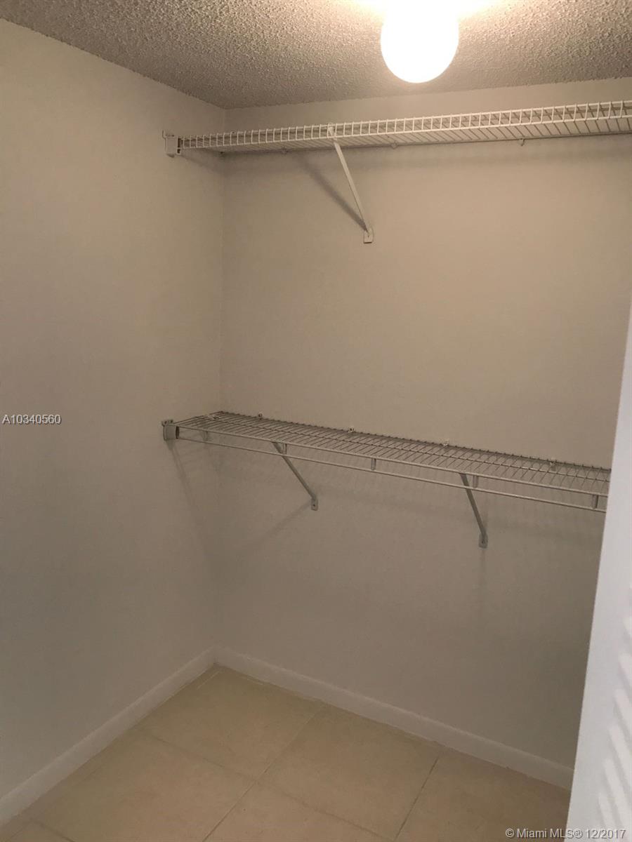 SAILBOAT CAY CONDO - Residential Lease