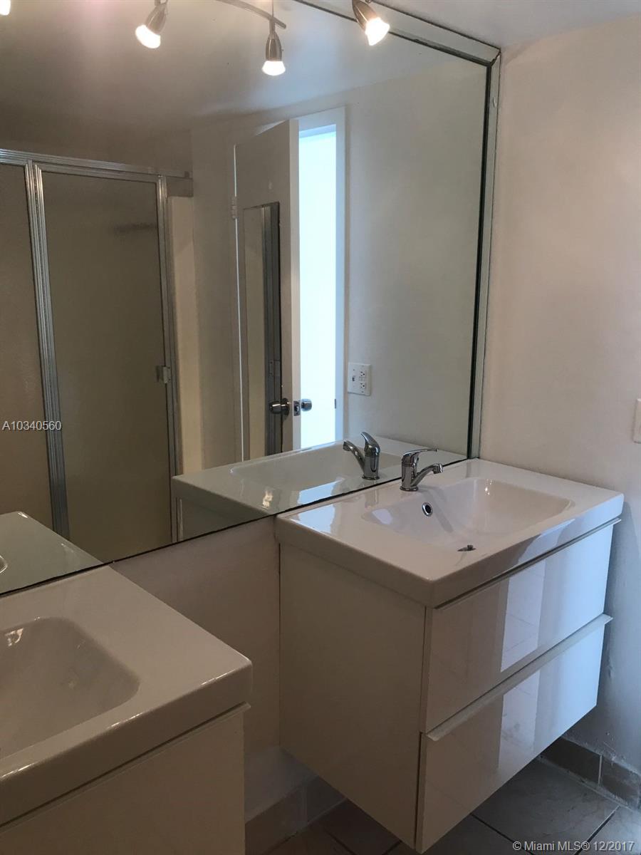 SAILBOAT CAY CONDO - Residential Lease