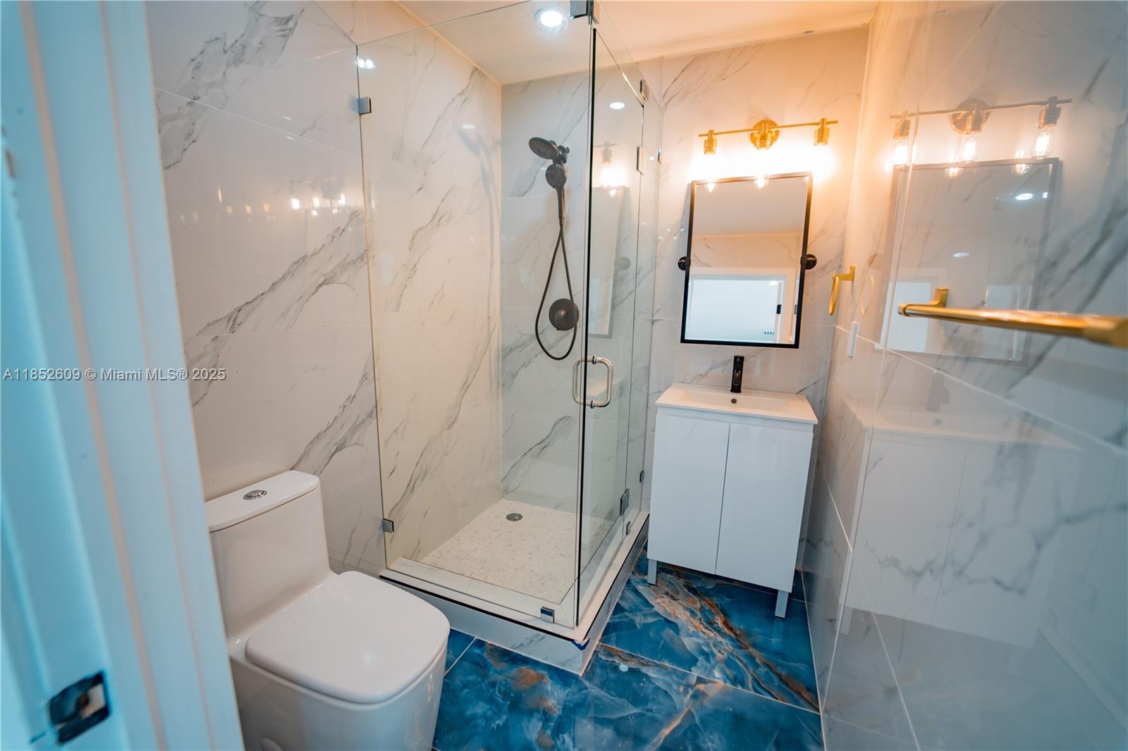 TAVERNIER NO 2 - Residential Lease