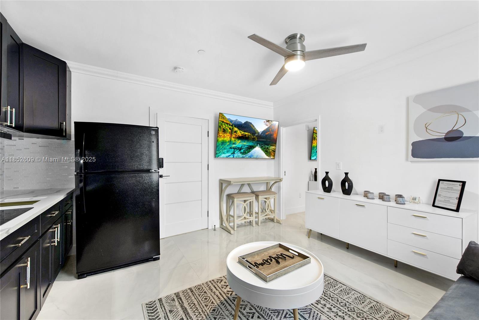 TAVERNIER NO 2 - Residential Lease