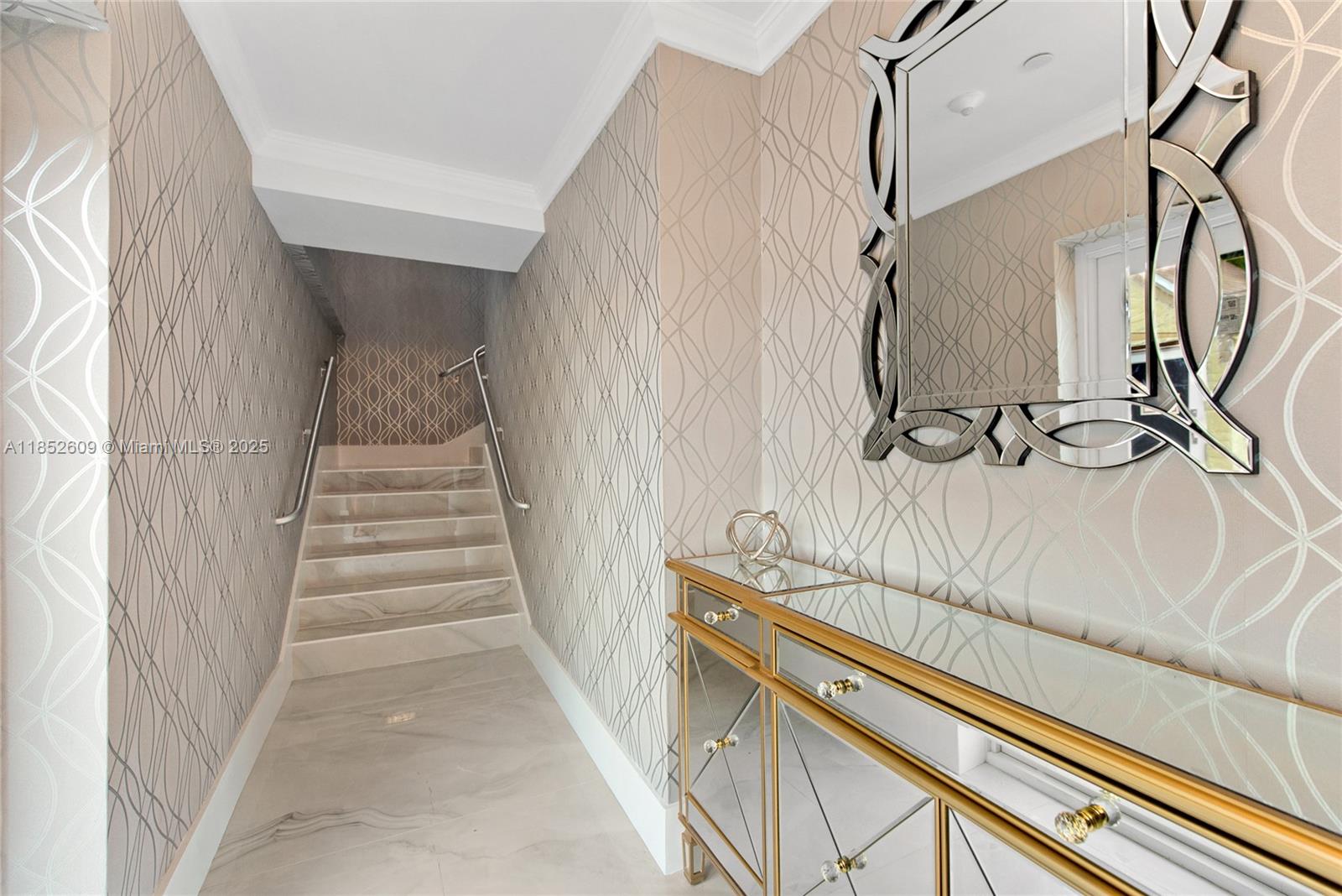 TAVERNIER NO 2 - Residential Lease