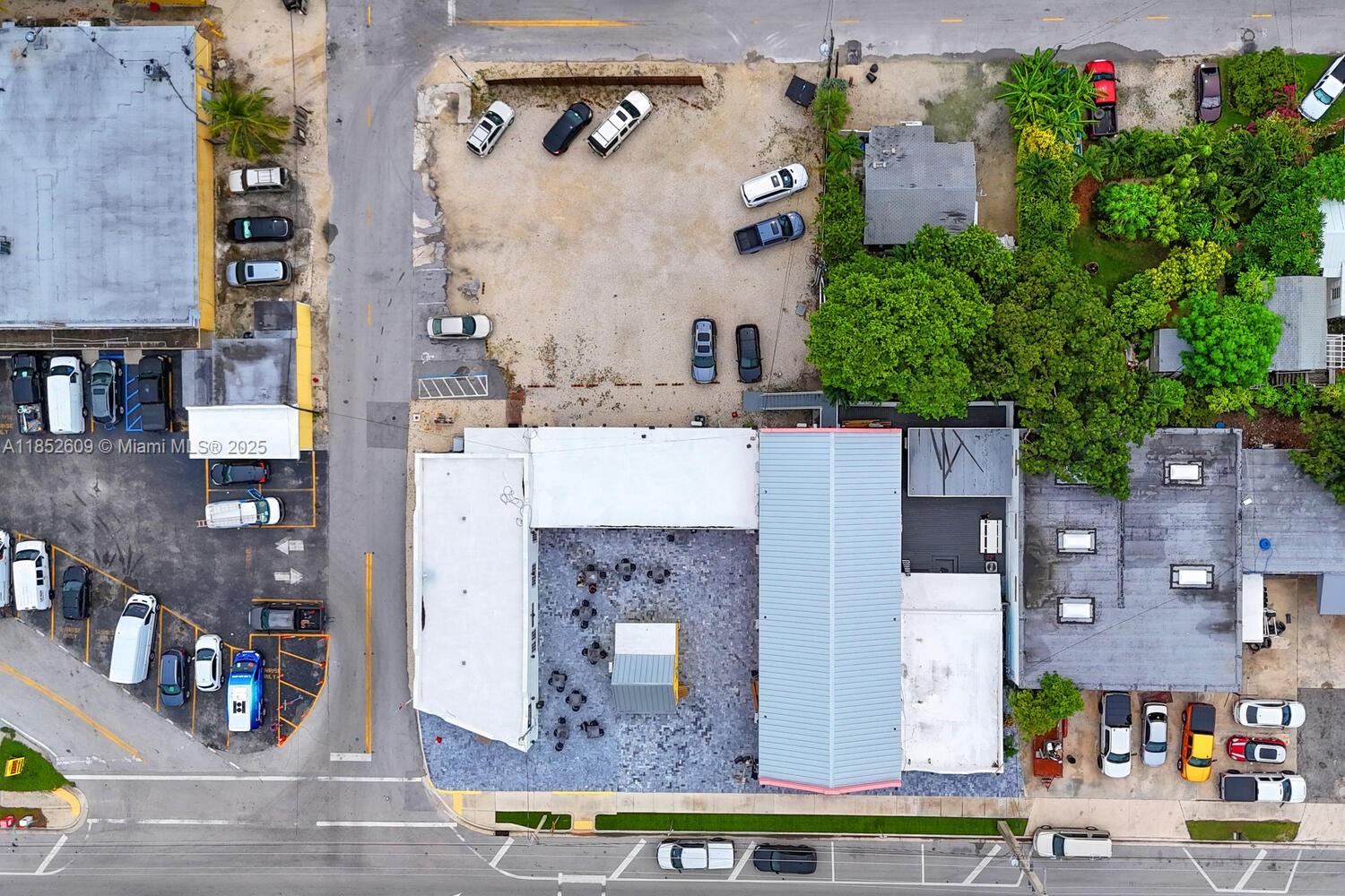 TAVERNIER NO 2 - Residential Lease