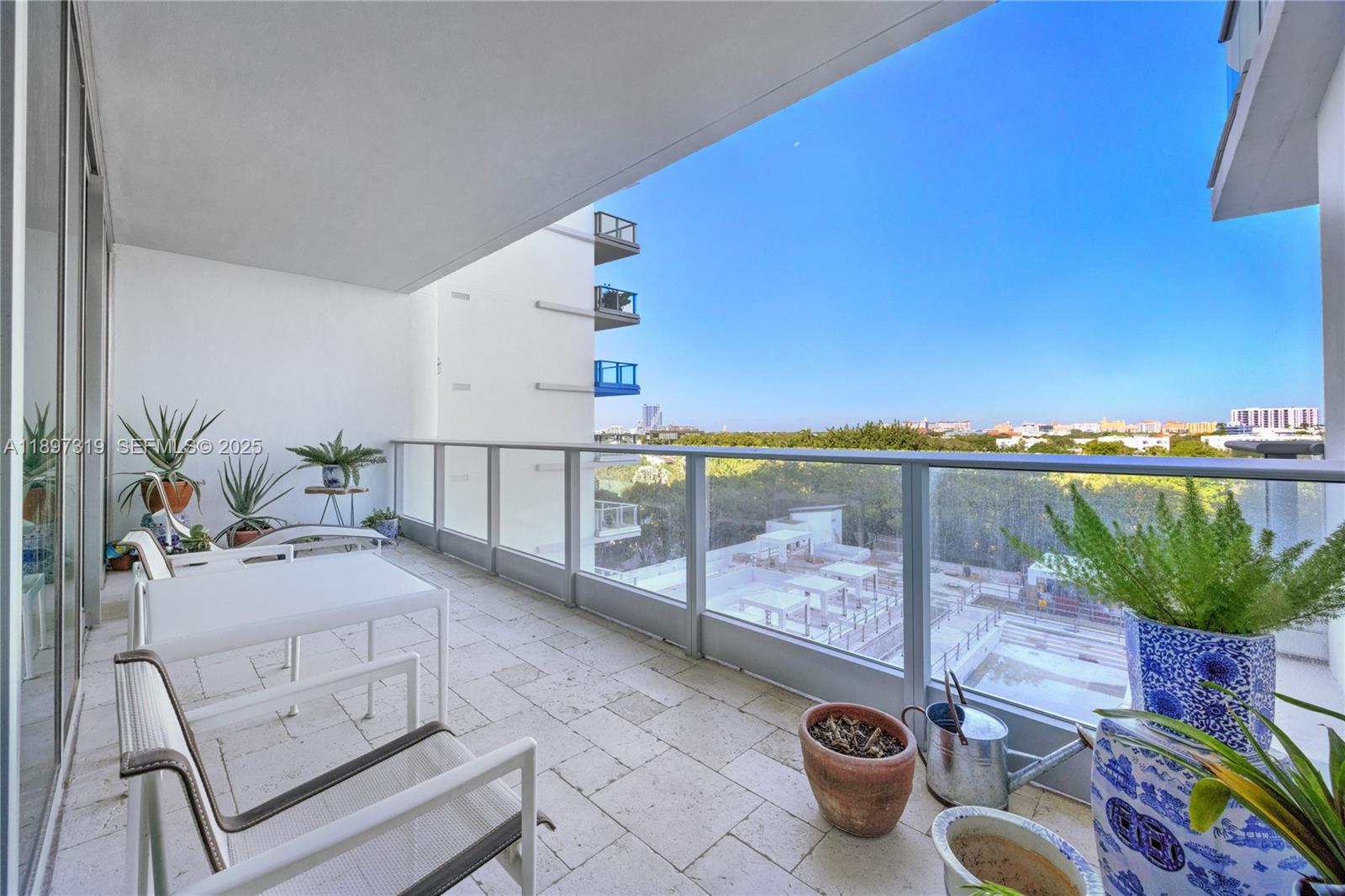 GROVENOR HOUSE CONDO - Residential