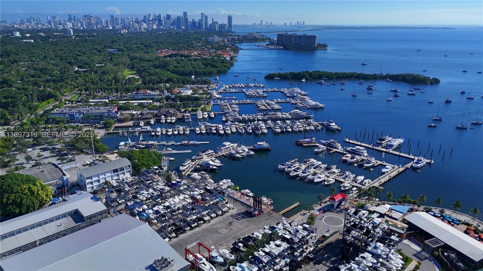 GROVENOR HOUSE CONDO - Residential