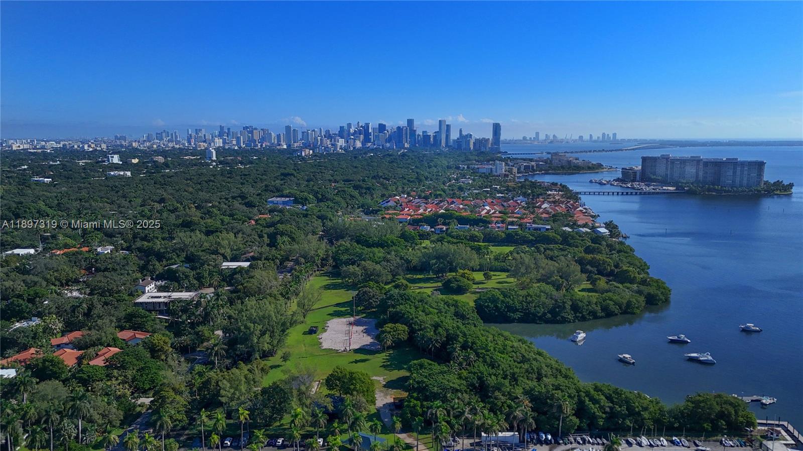 GROVENOR HOUSE CONDO - Residential