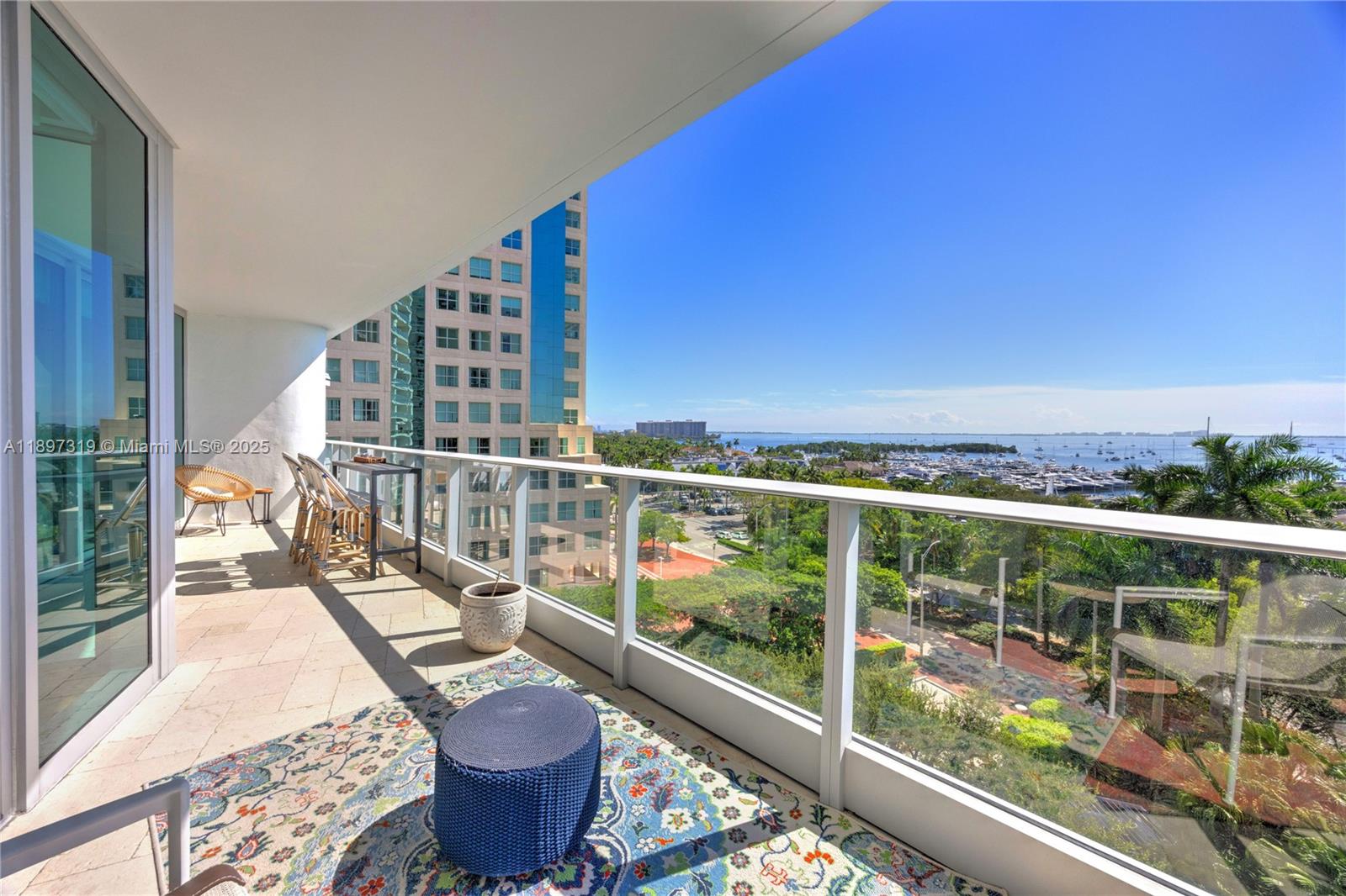 GROVENOR HOUSE CONDO - Residential