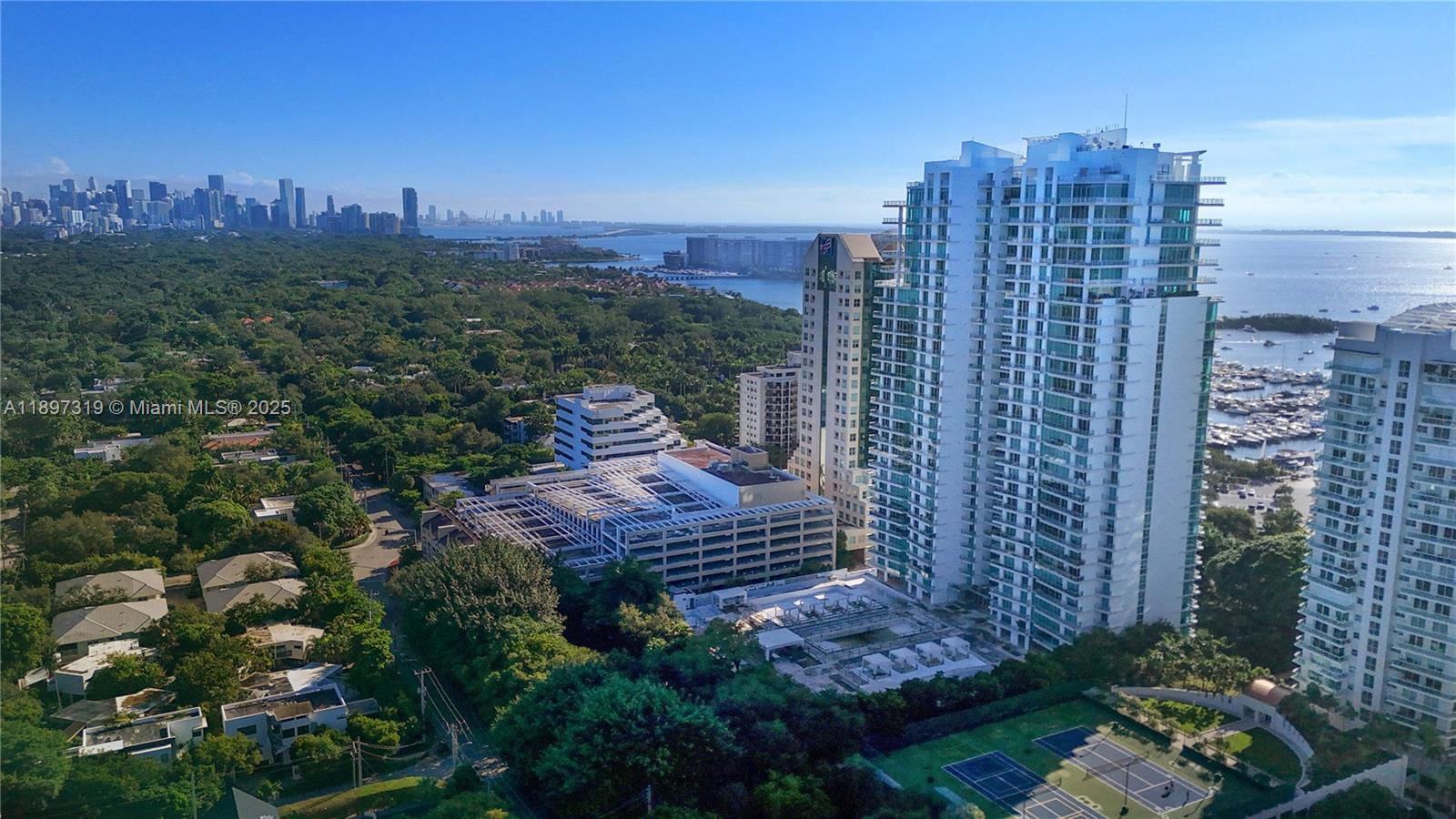 GROVENOR HOUSE CONDO - Residential