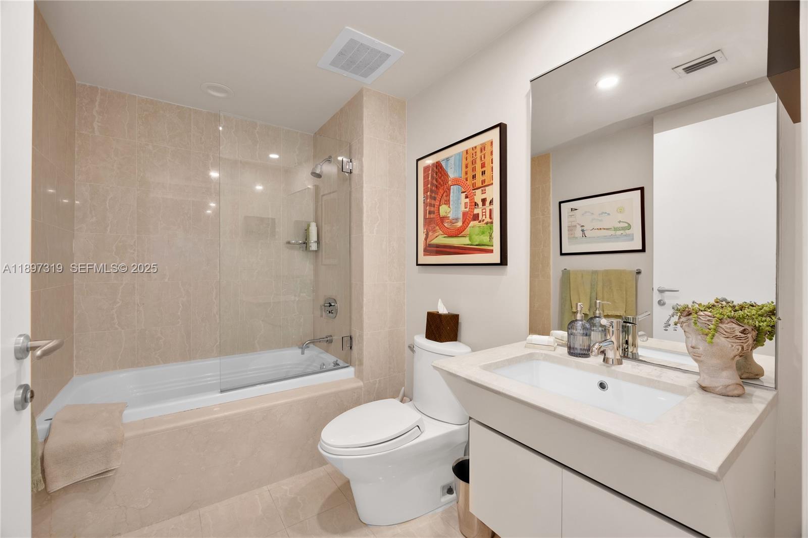 GROVENOR HOUSE CONDO - Residential