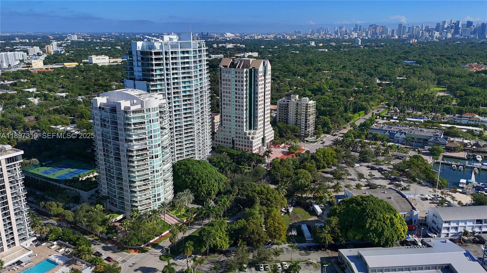 GROVENOR HOUSE CONDO - Residential