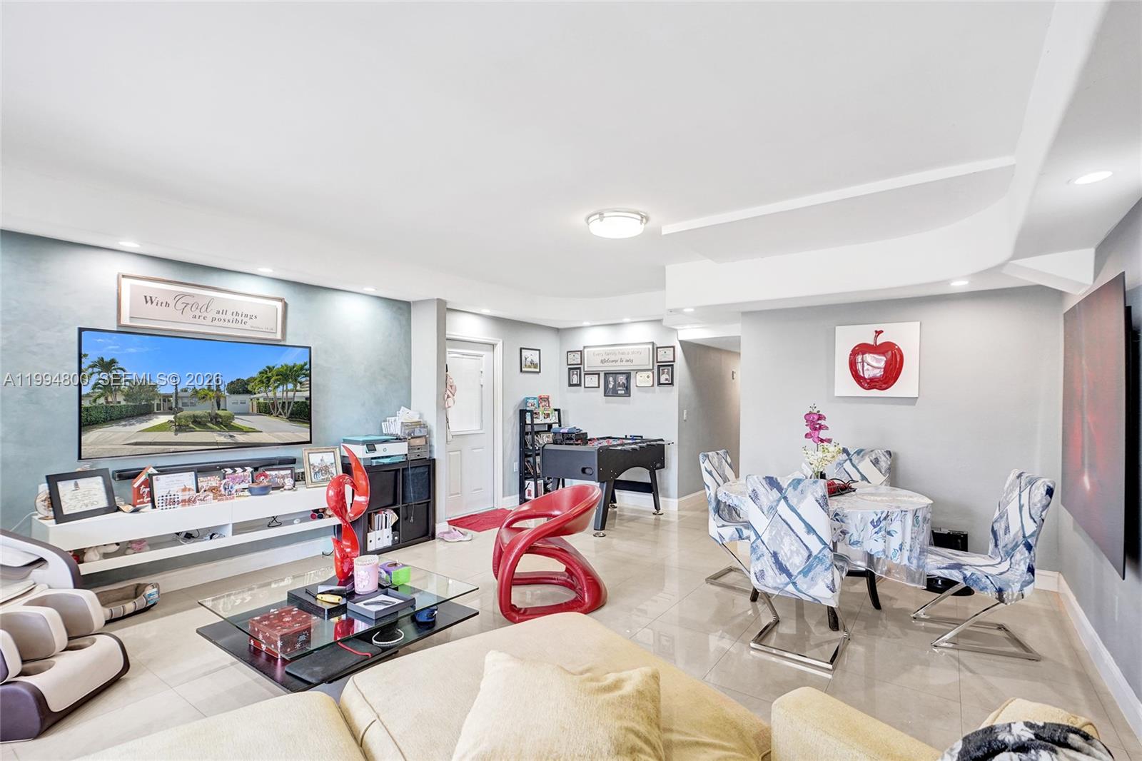 TREASURE ISLAND - Residential