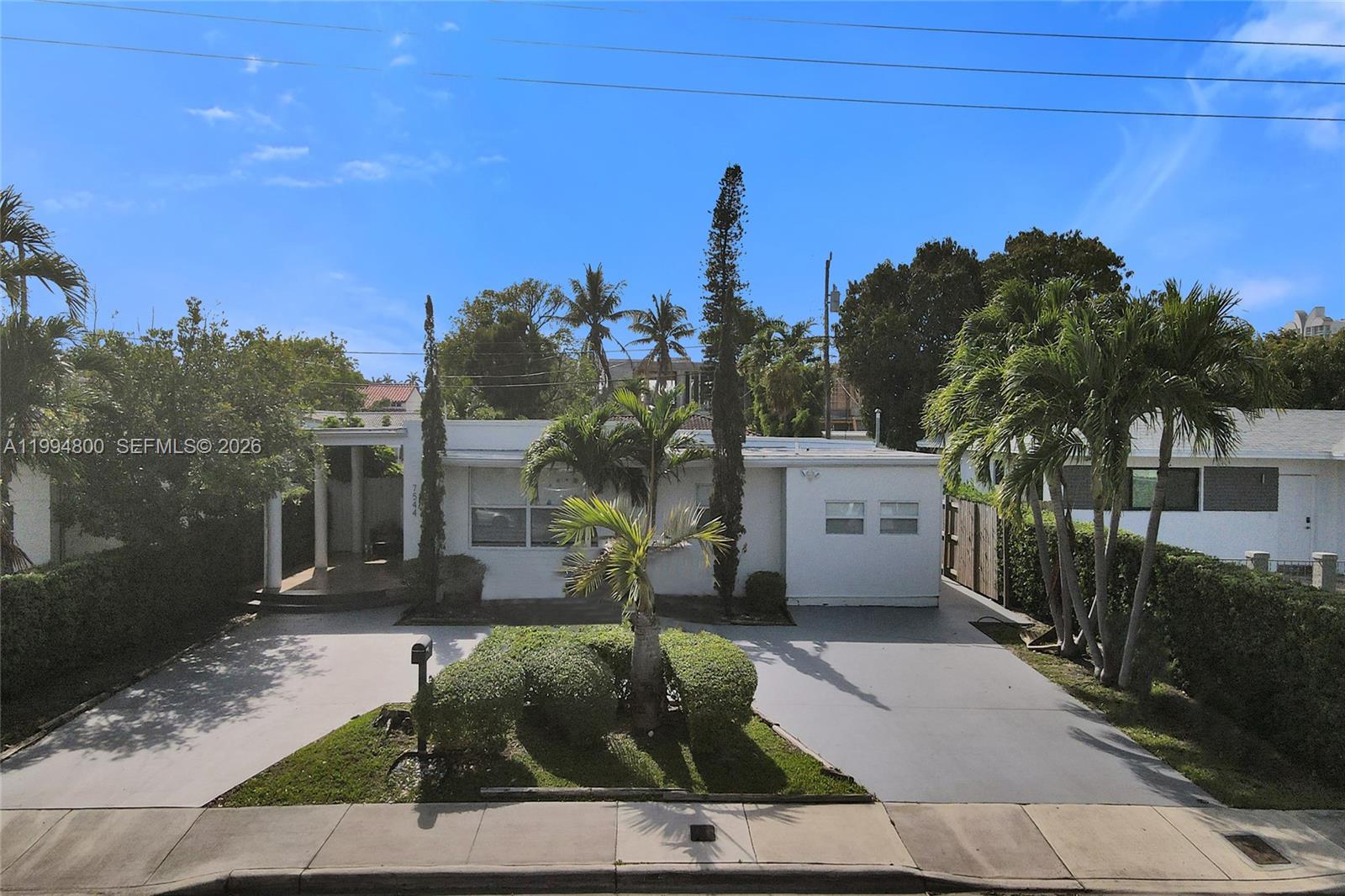 TREASURE ISLAND - Residential