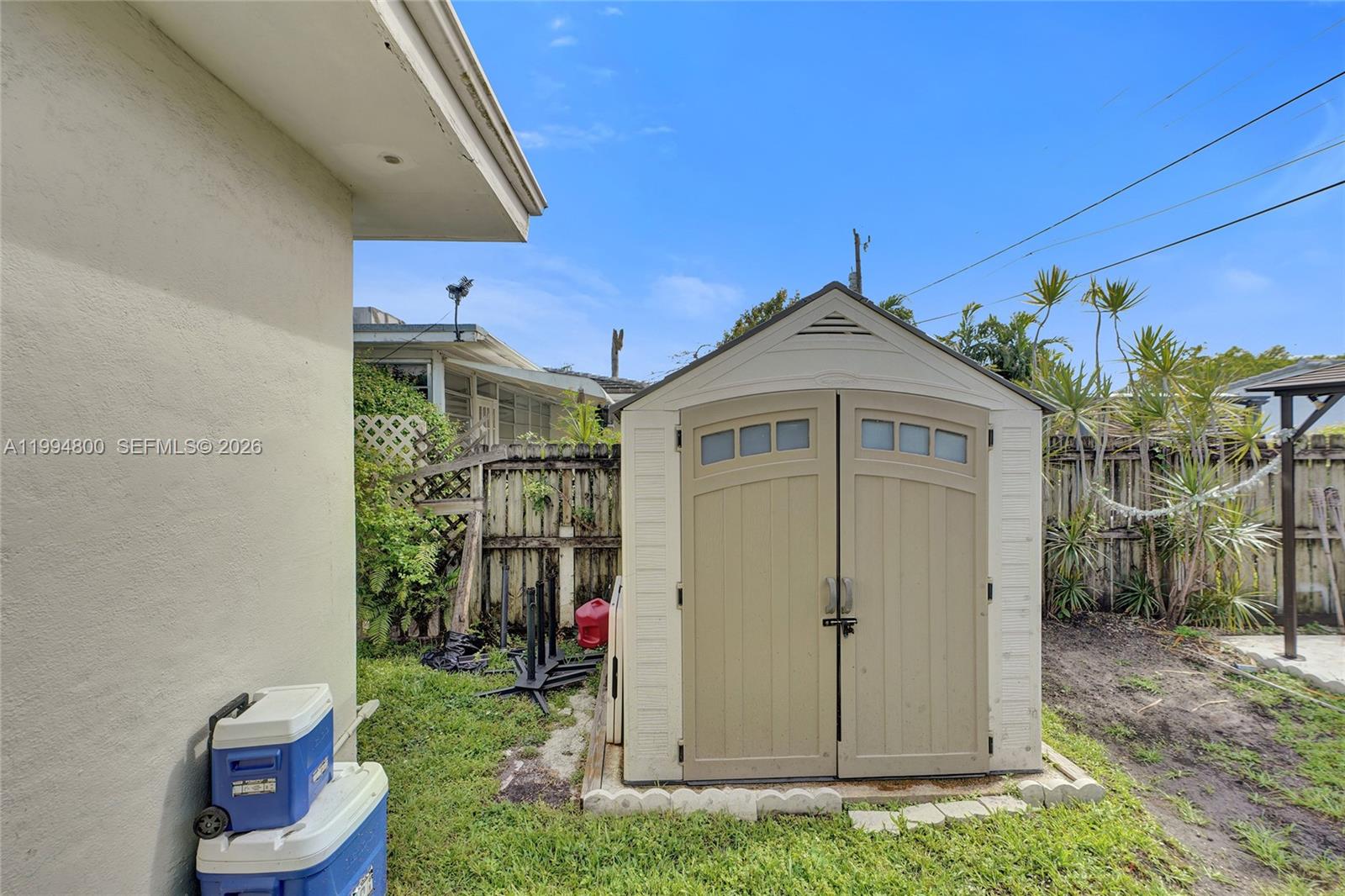 TREASURE ISLAND - Residential