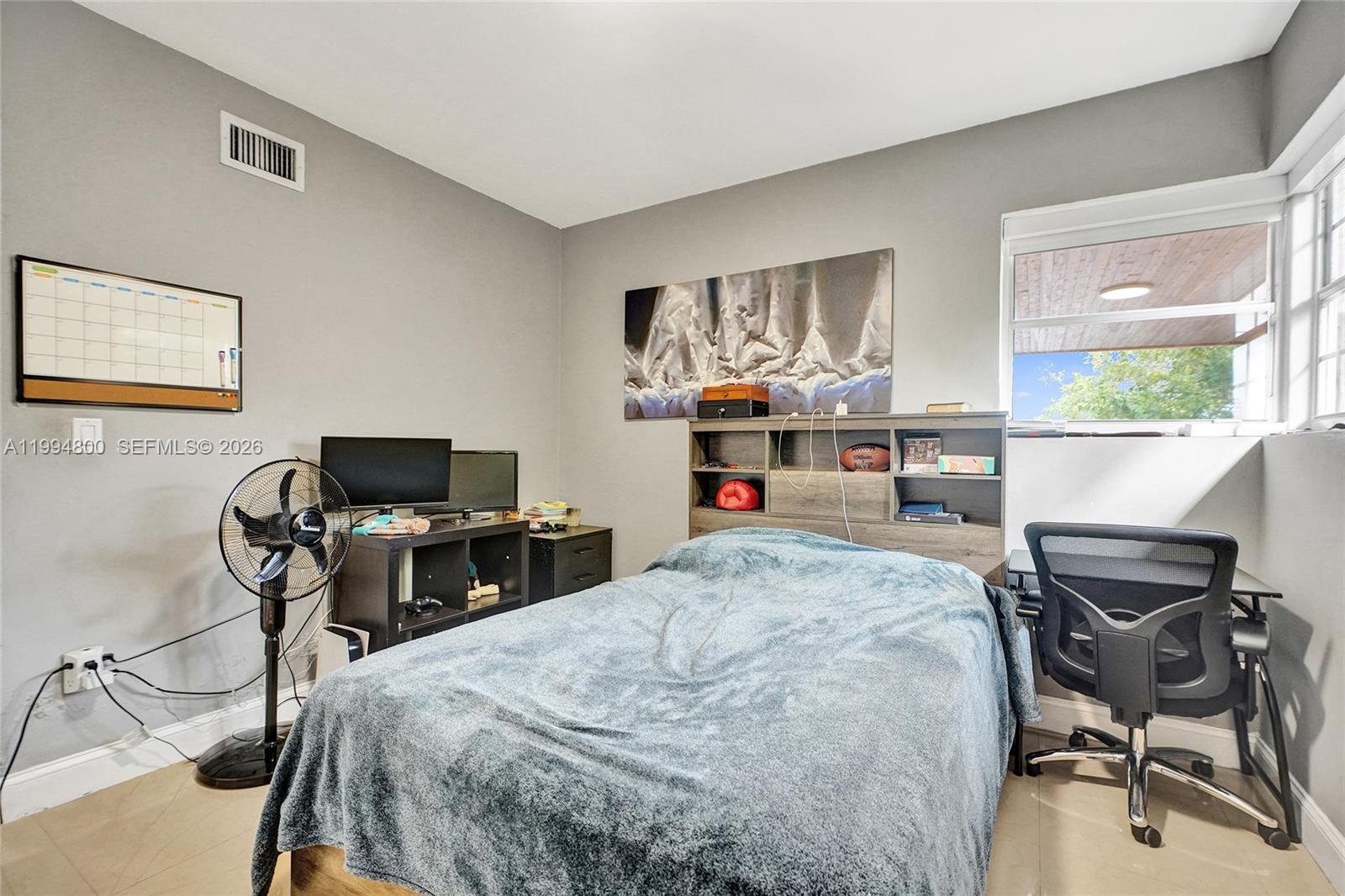 TREASURE ISLAND - Residential