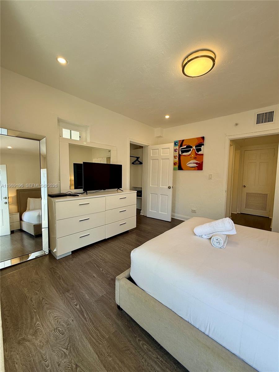 LINCOLN SUB - Residential Lease