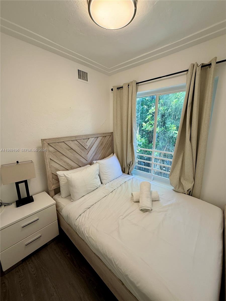 LINCOLN SUB - Residential Lease