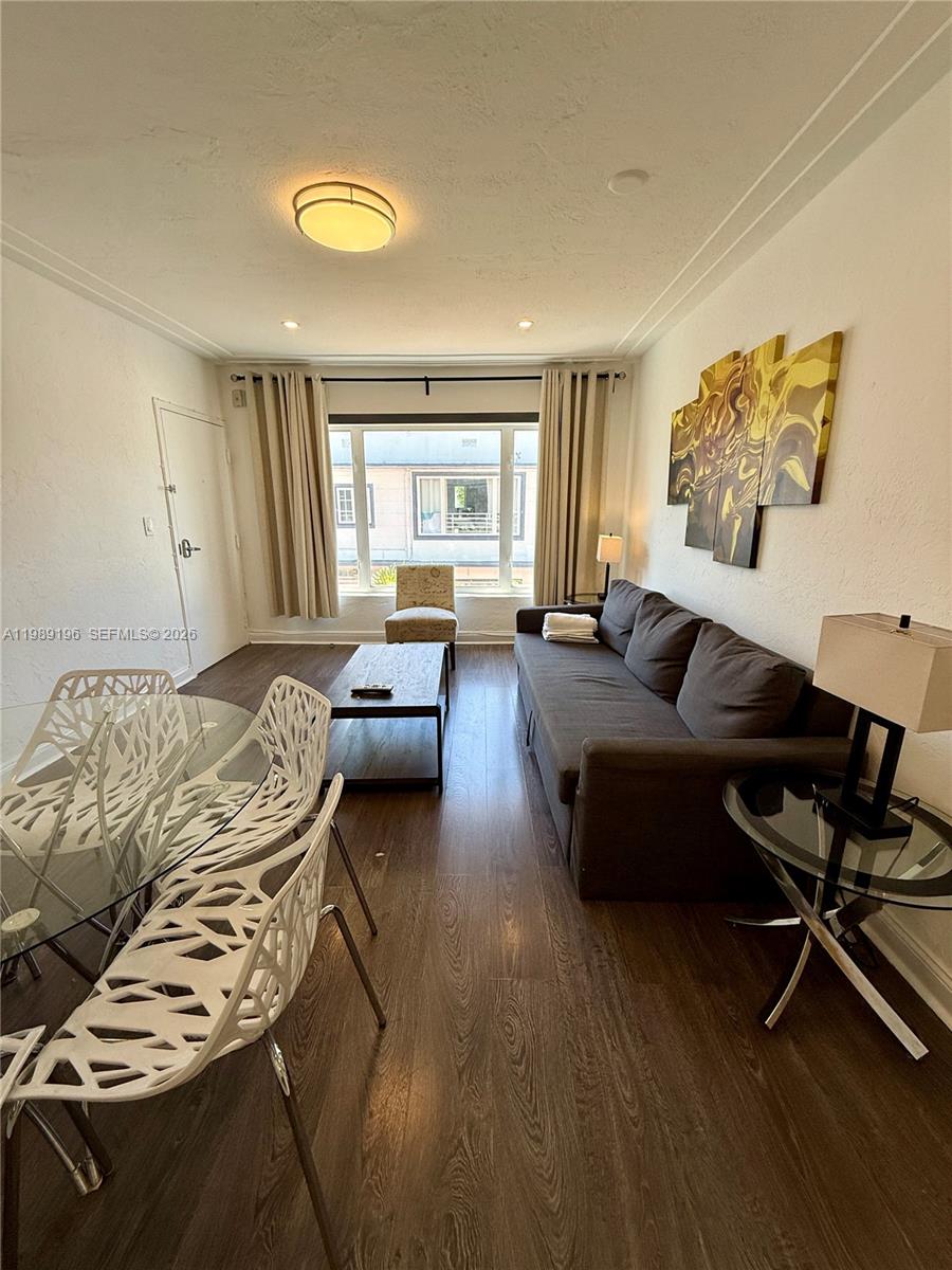 LINCOLN SUB - Residential Lease