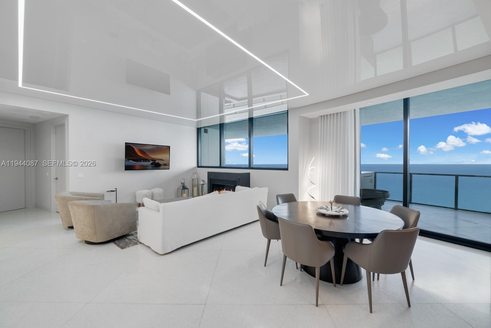 18555 COLLINS AVENUE COND - Residential