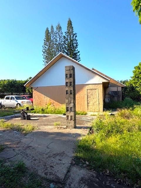 Photo of 25201 SW 198th Ave, Homestead, FL 33031 (MLS # A11992510)