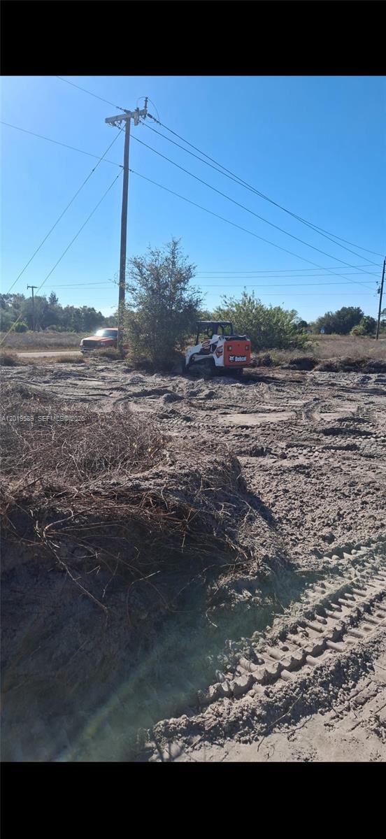 LEHIGH ACRES - Land