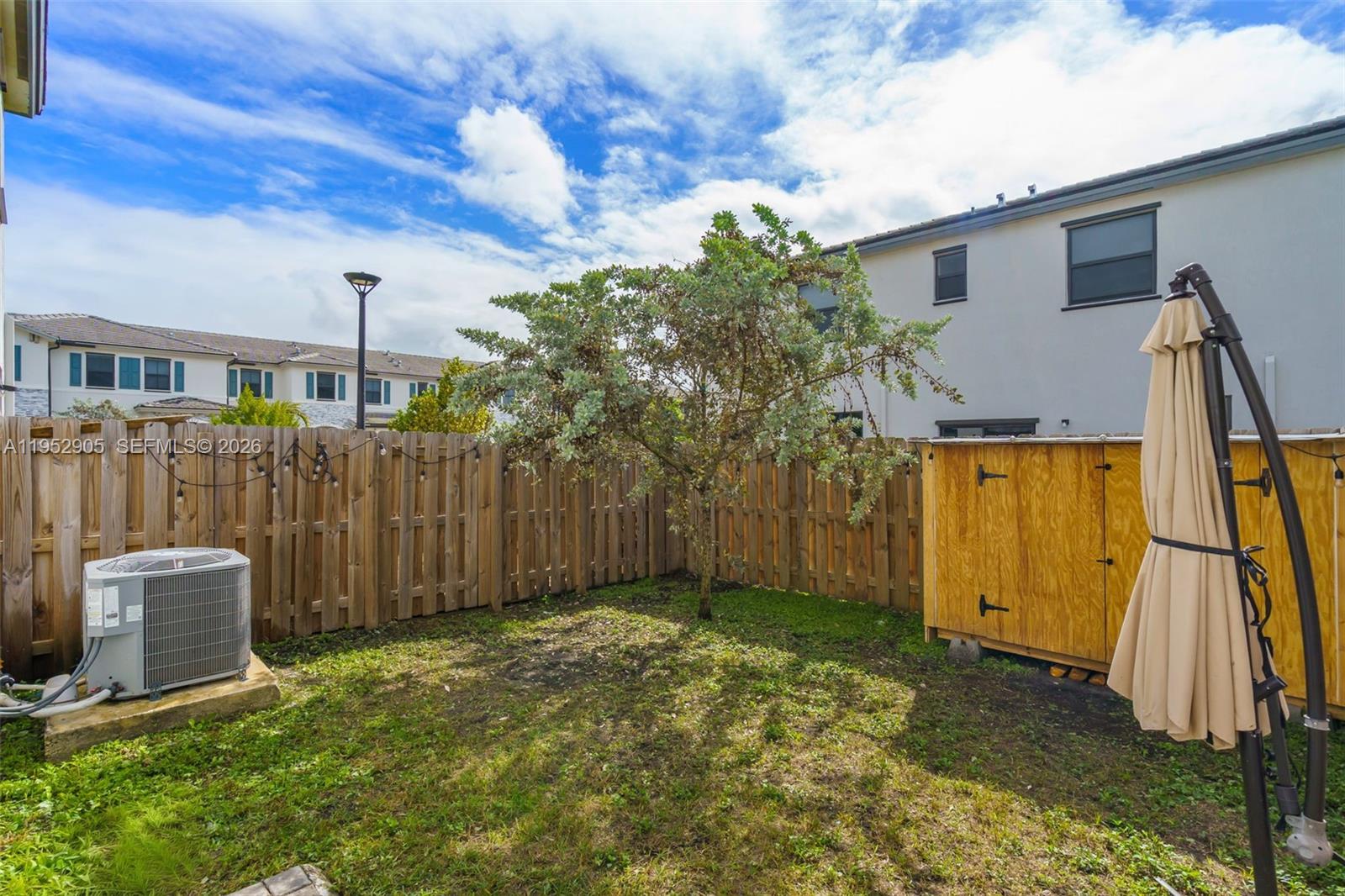 PINE ISLE - Residential