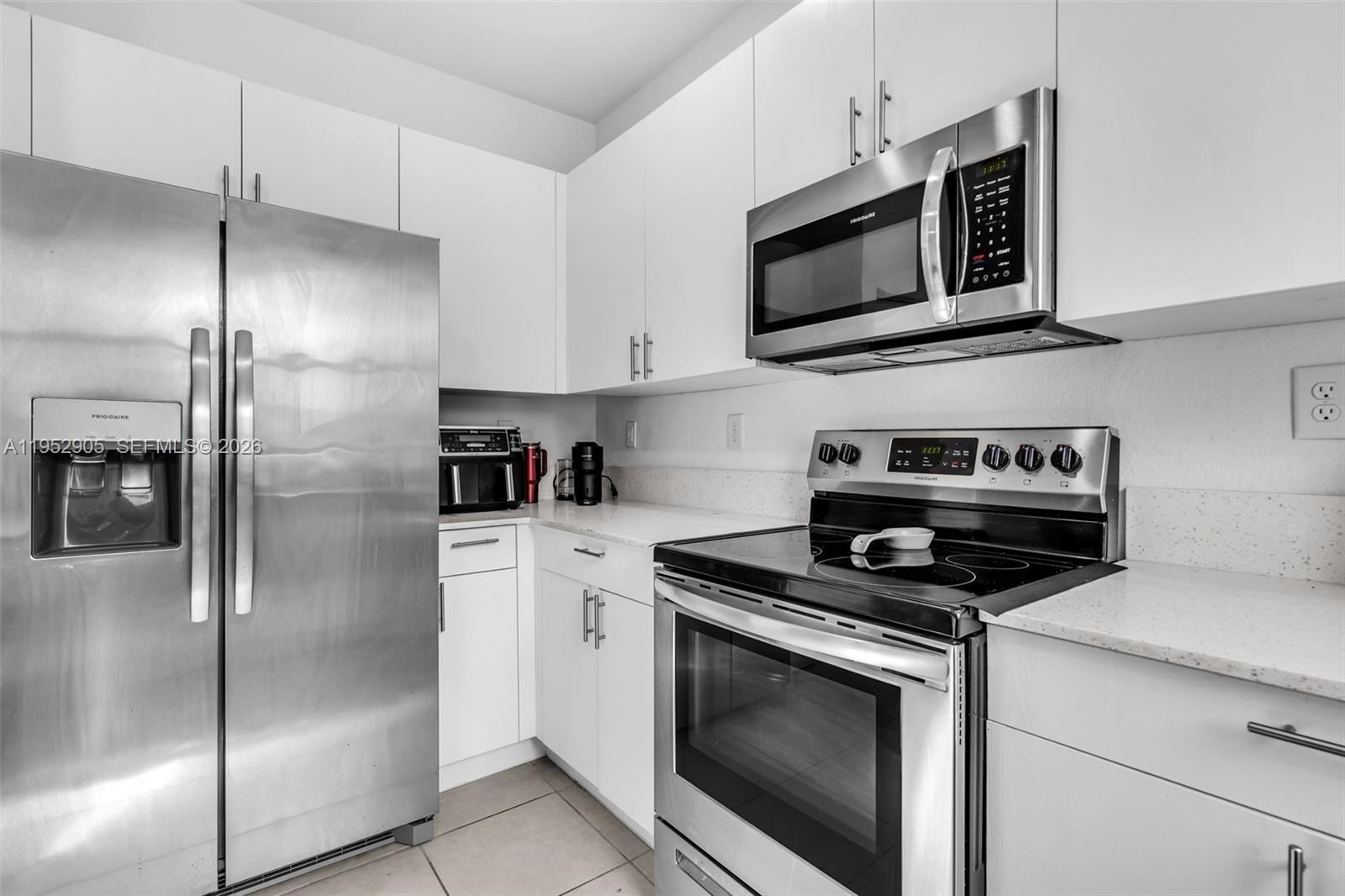 PINE ISLE - Residential