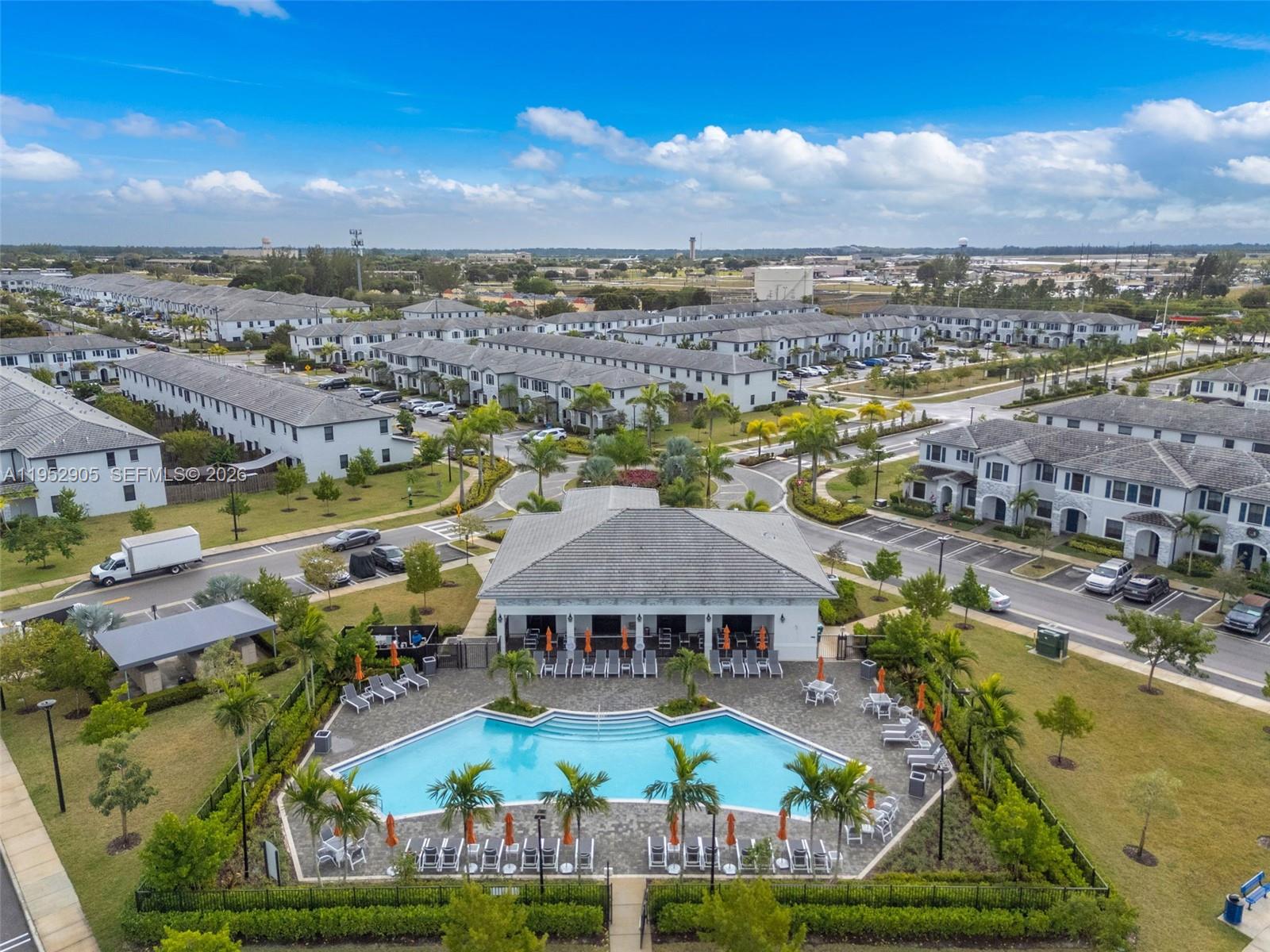 PINE ISLE - Residential