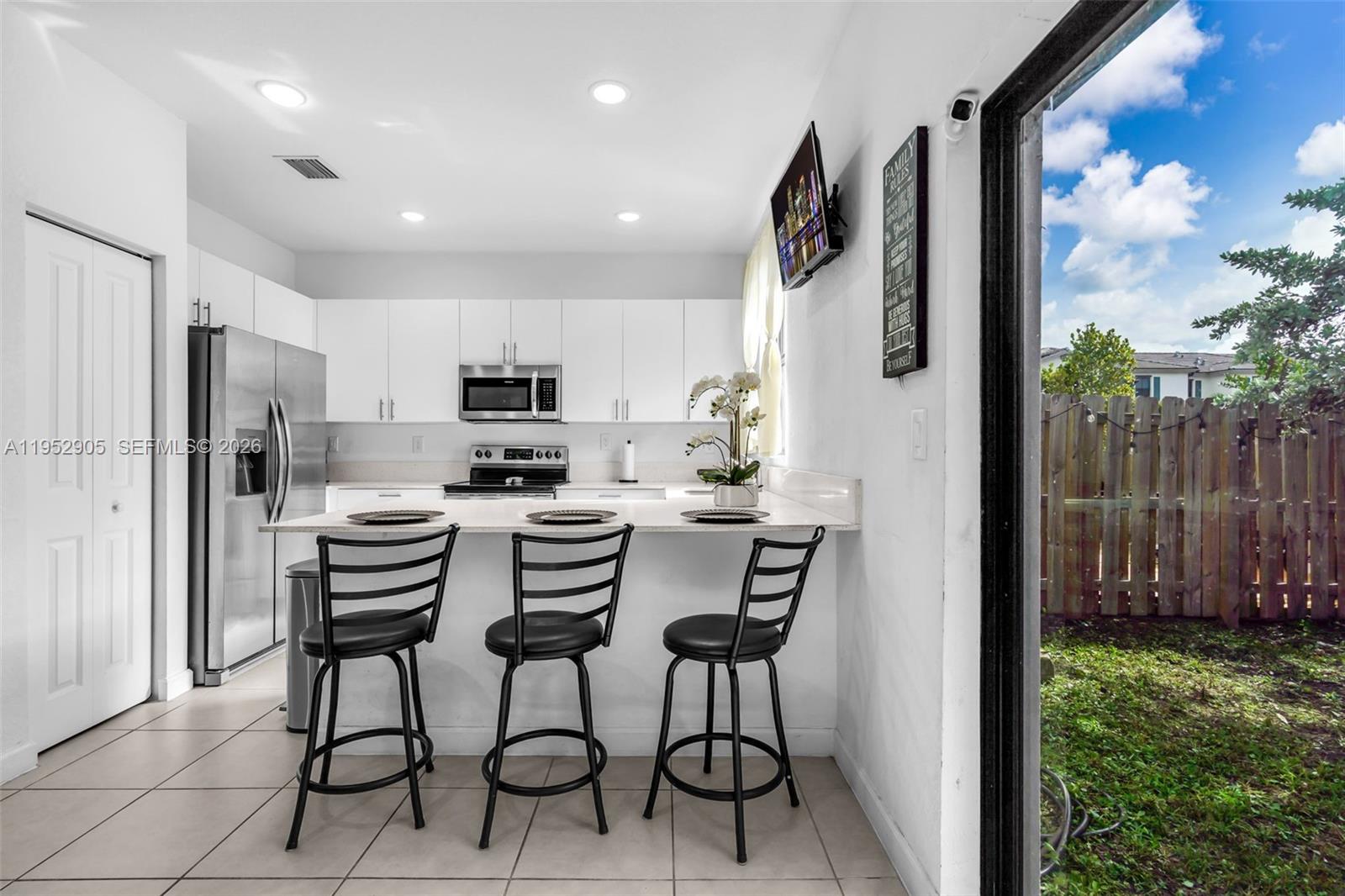 PINE ISLE - Residential