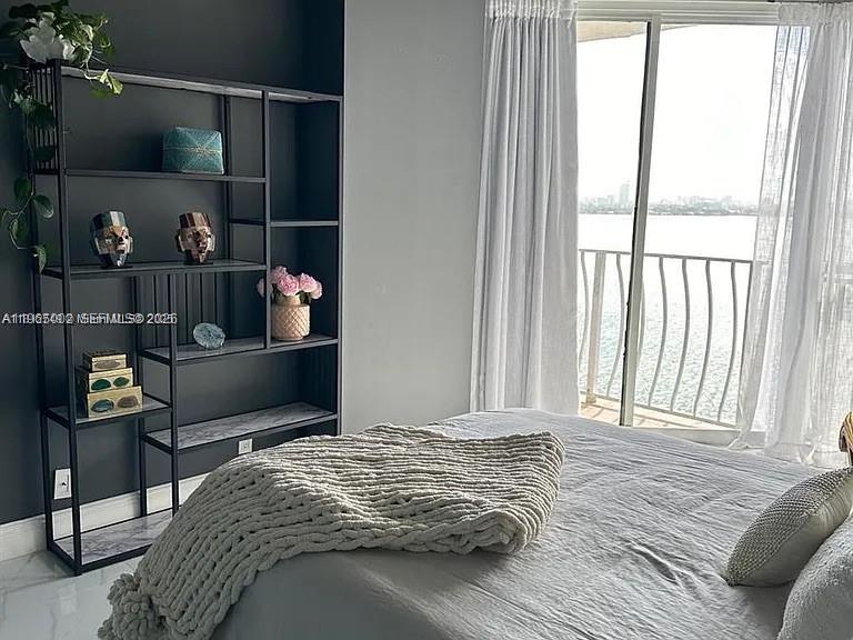 THE GRANDVIEW PALACE COND - Residential Lease