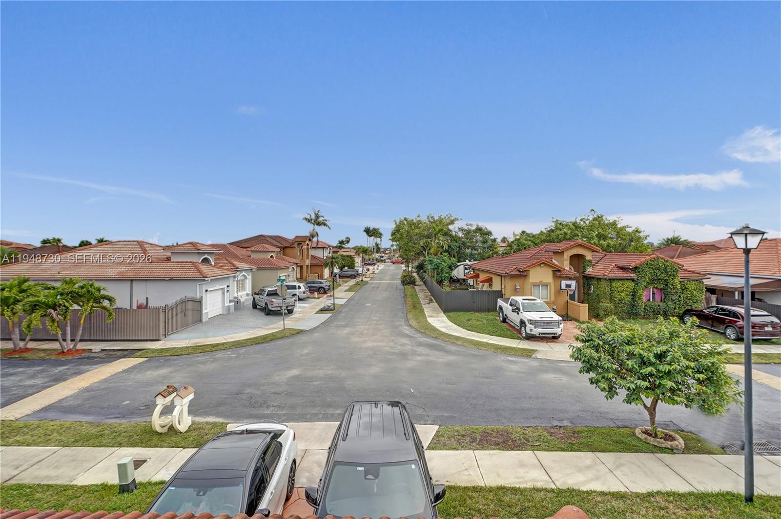 PELICANS POINT A T MILLER - Residential