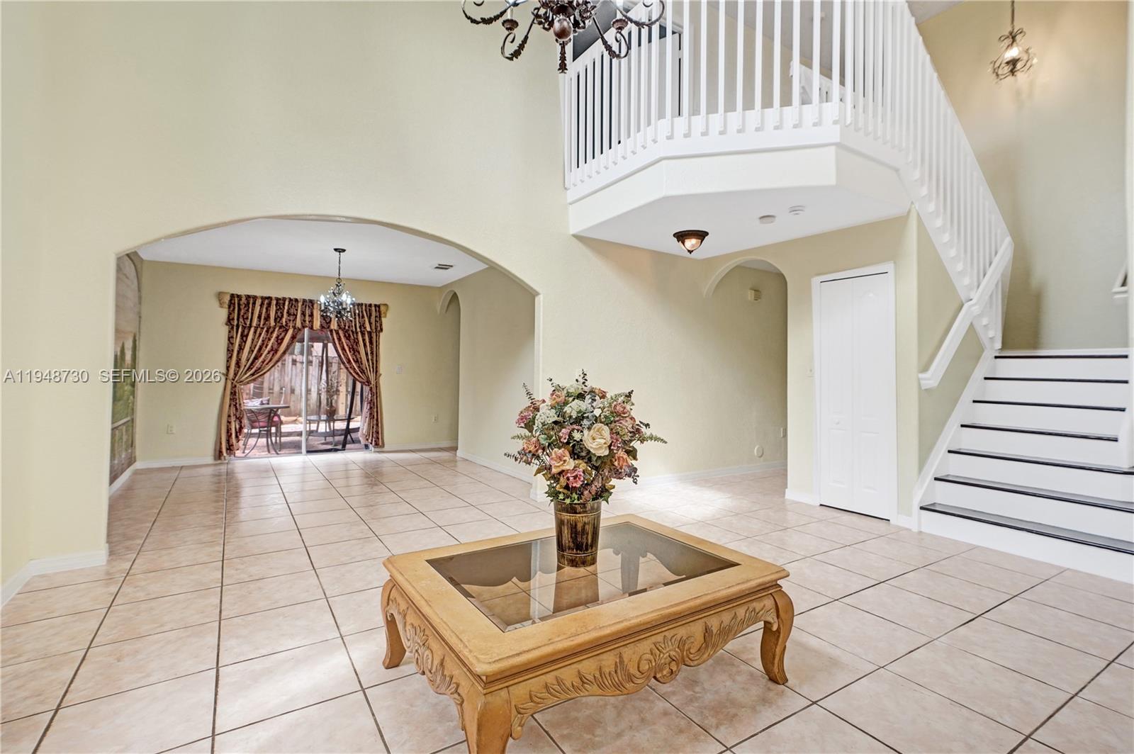 PELICANS POINT A T MILLER - Residential