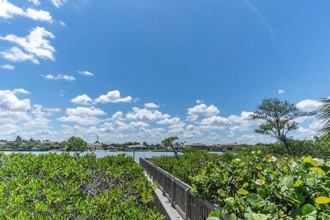 A home in Tequesta