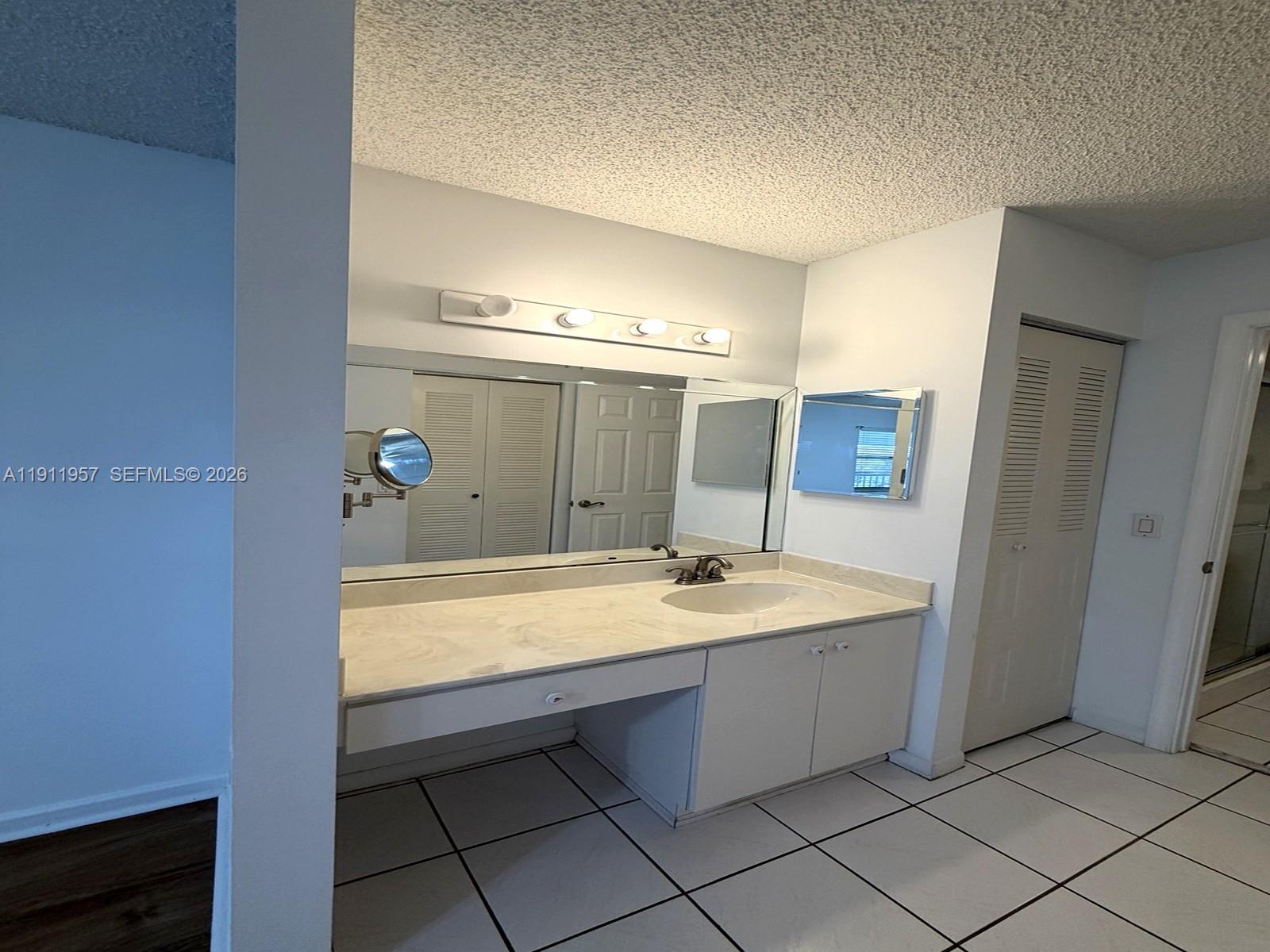 CAMBRIDGE AT CENTURY VILL - Residential