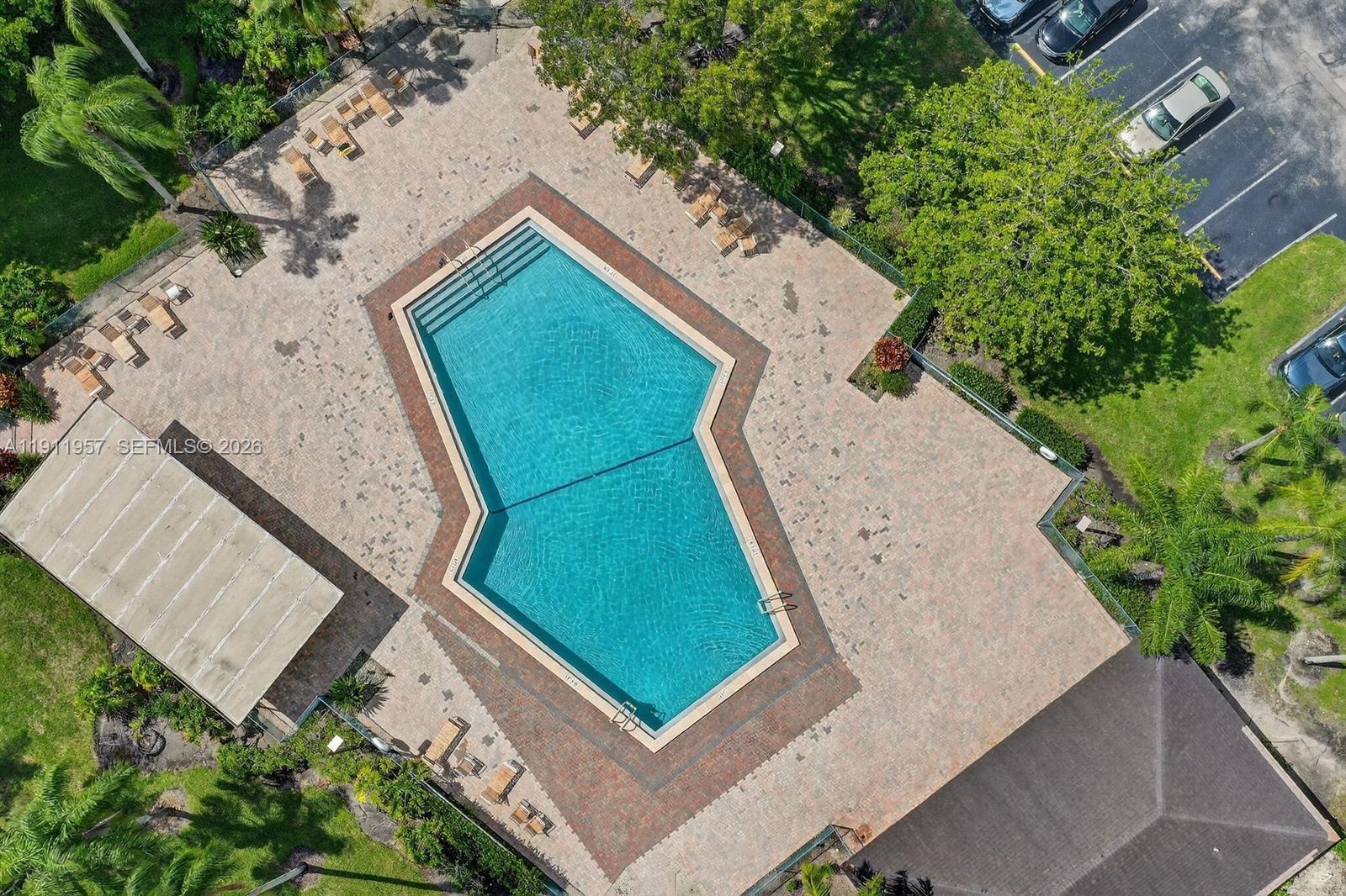 CAMBRIDGE AT CENTURY VILL - Residential