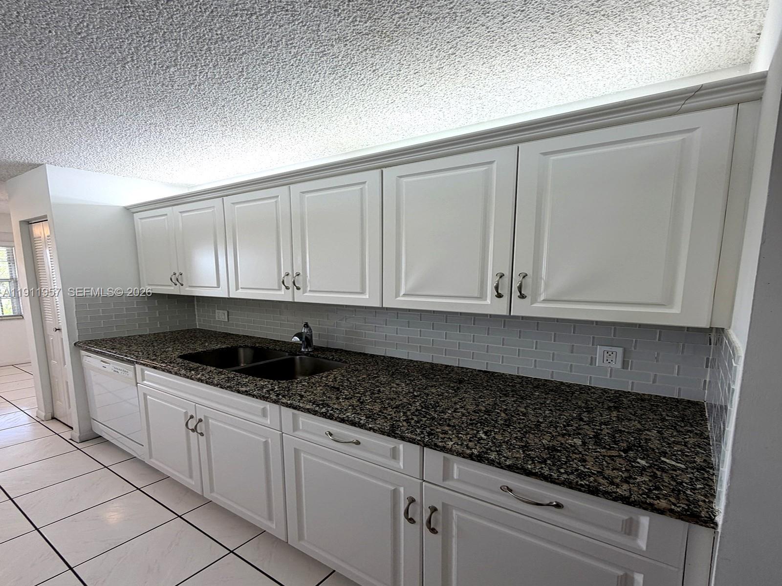 CAMBRIDGE AT CENTURY VILL - Residential