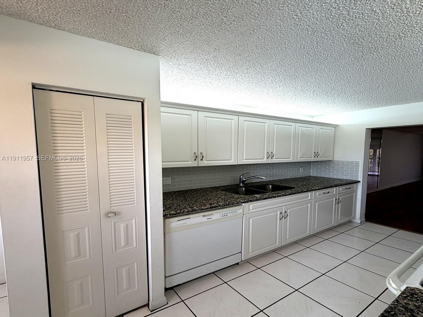 CAMBRIDGE AT CENTURY VILL - Residential