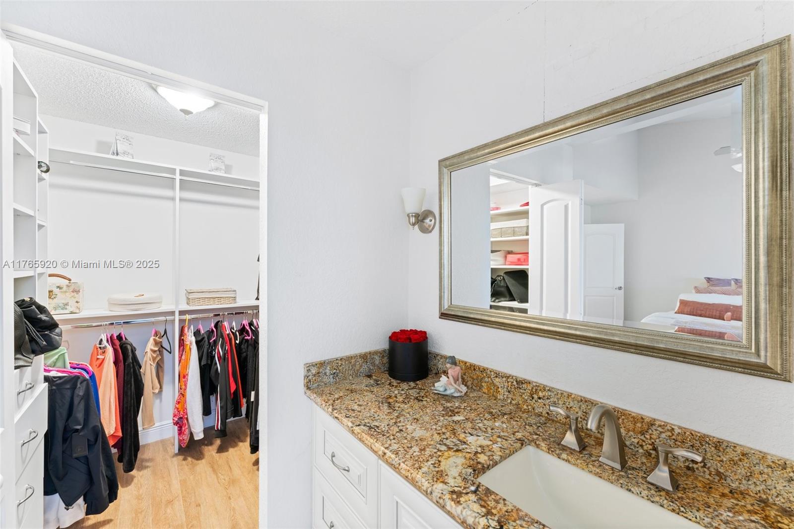 CHELSEA ONE - Residential