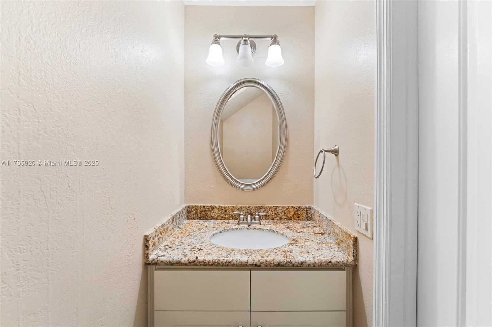 CHELSEA ONE - Residential