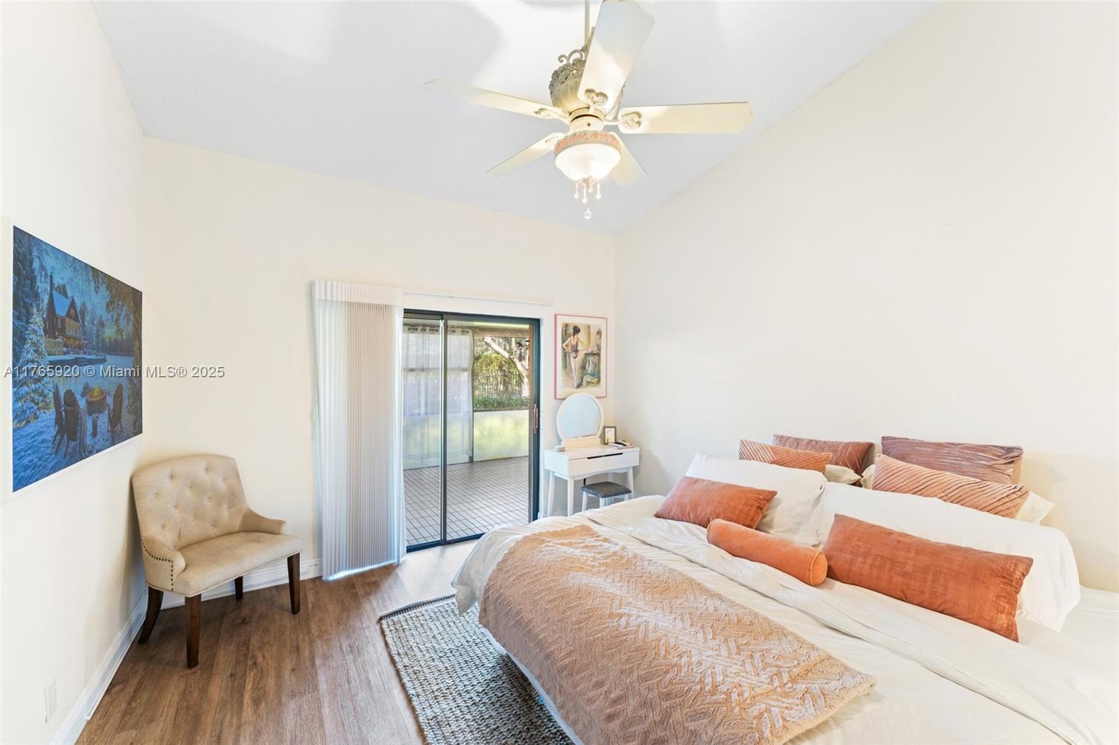 CHELSEA ONE - Residential