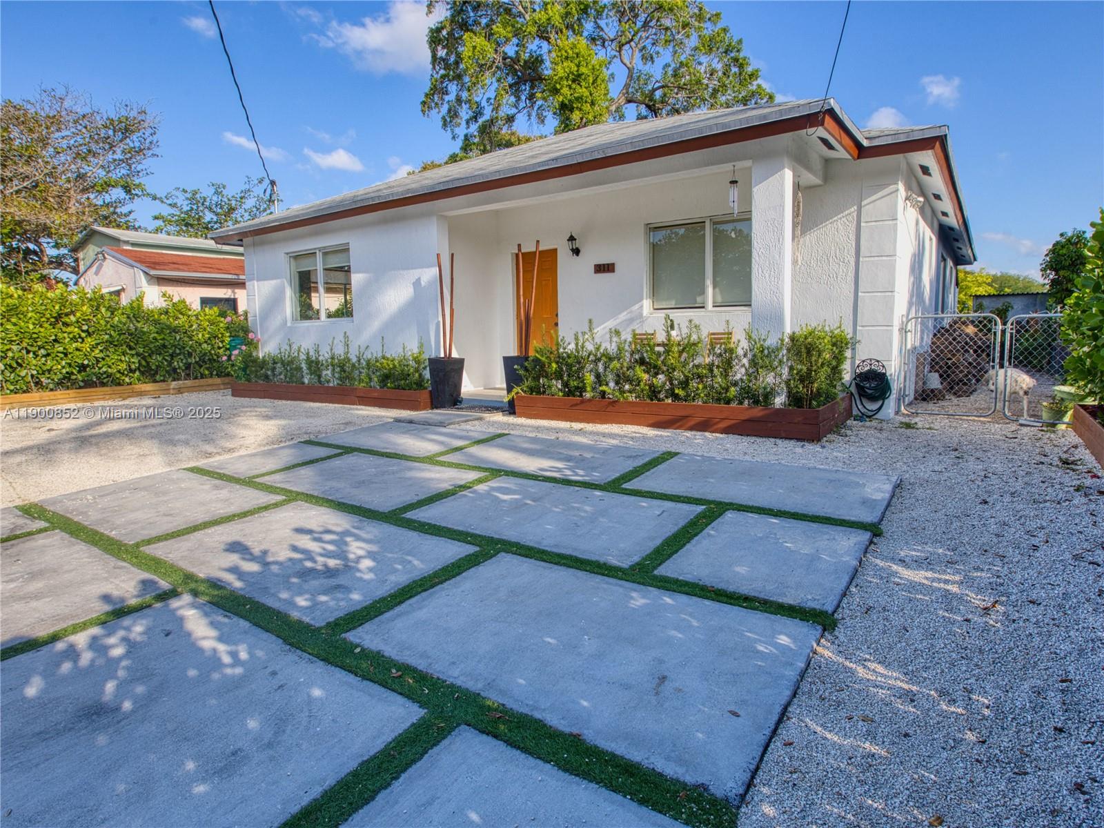 311 NW 95th St